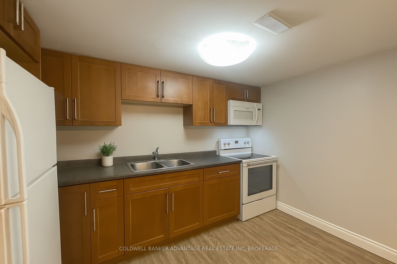 98 Masterson Drive Lower, St. Catharines, ON L2T 3R2 photo 5