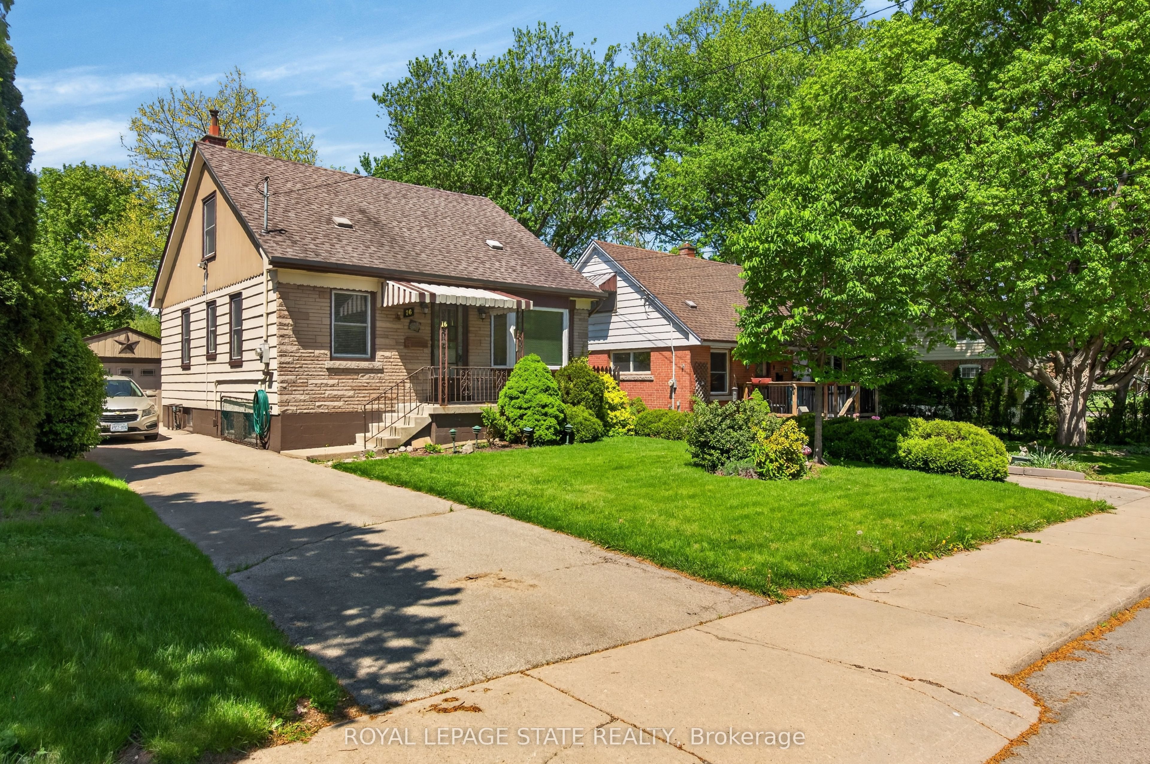 16 Brodick Street, Hamilton, ON L8S 3E4 photo 2