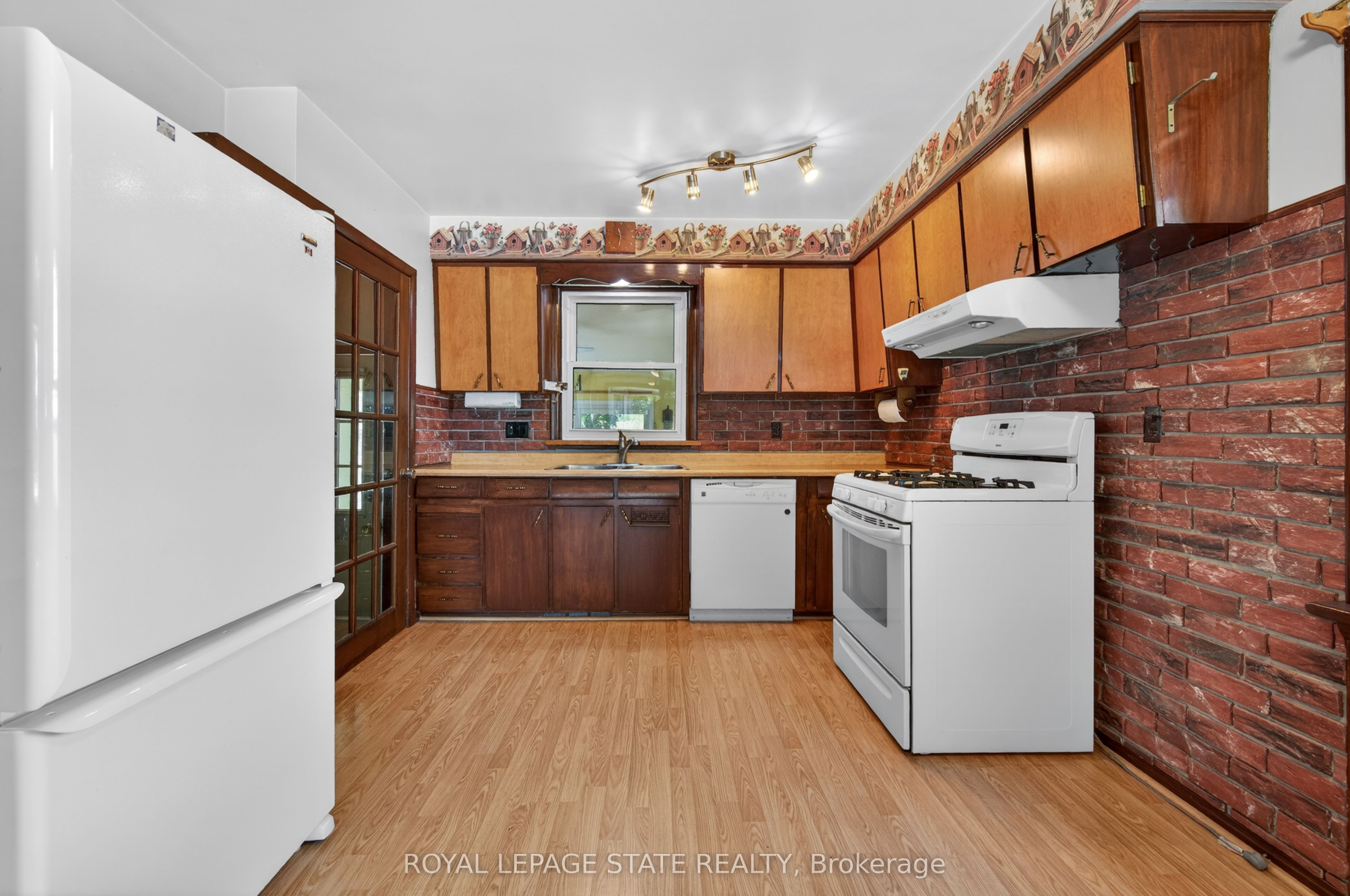 16 Brodick Street, Hamilton, ON L8S 3E4 photo 5