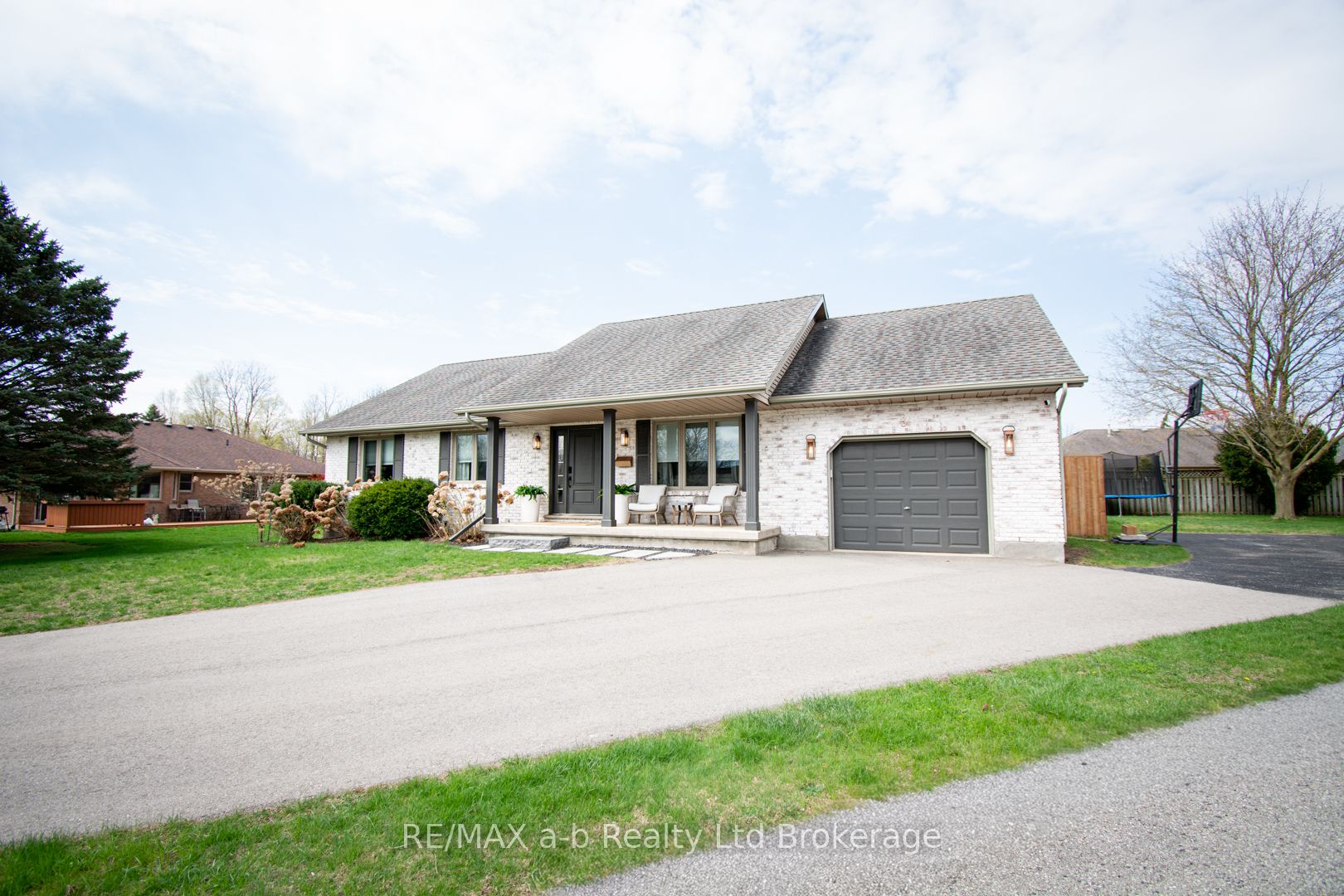 3 Belfast Circle, Tillsonburg, ON N4G 5G3 photo 3
