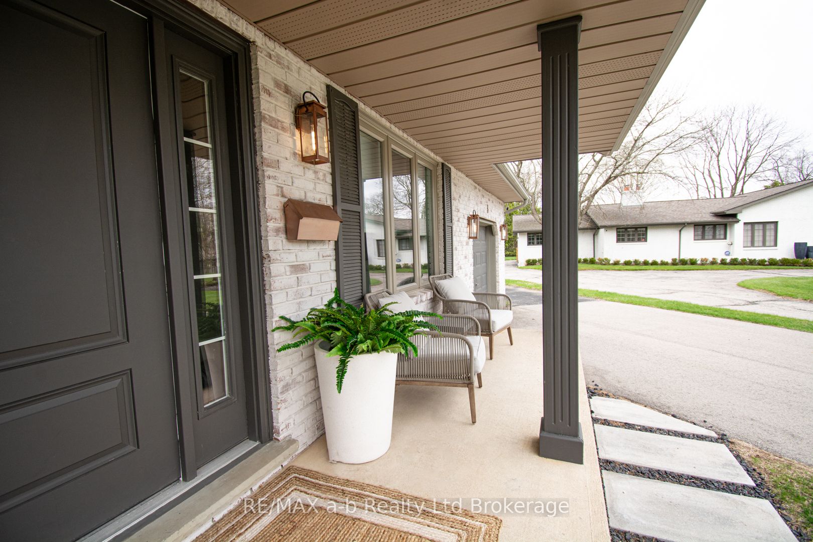 3 Belfast Circle, Tillsonburg, ON N4G 5G3 photo 4