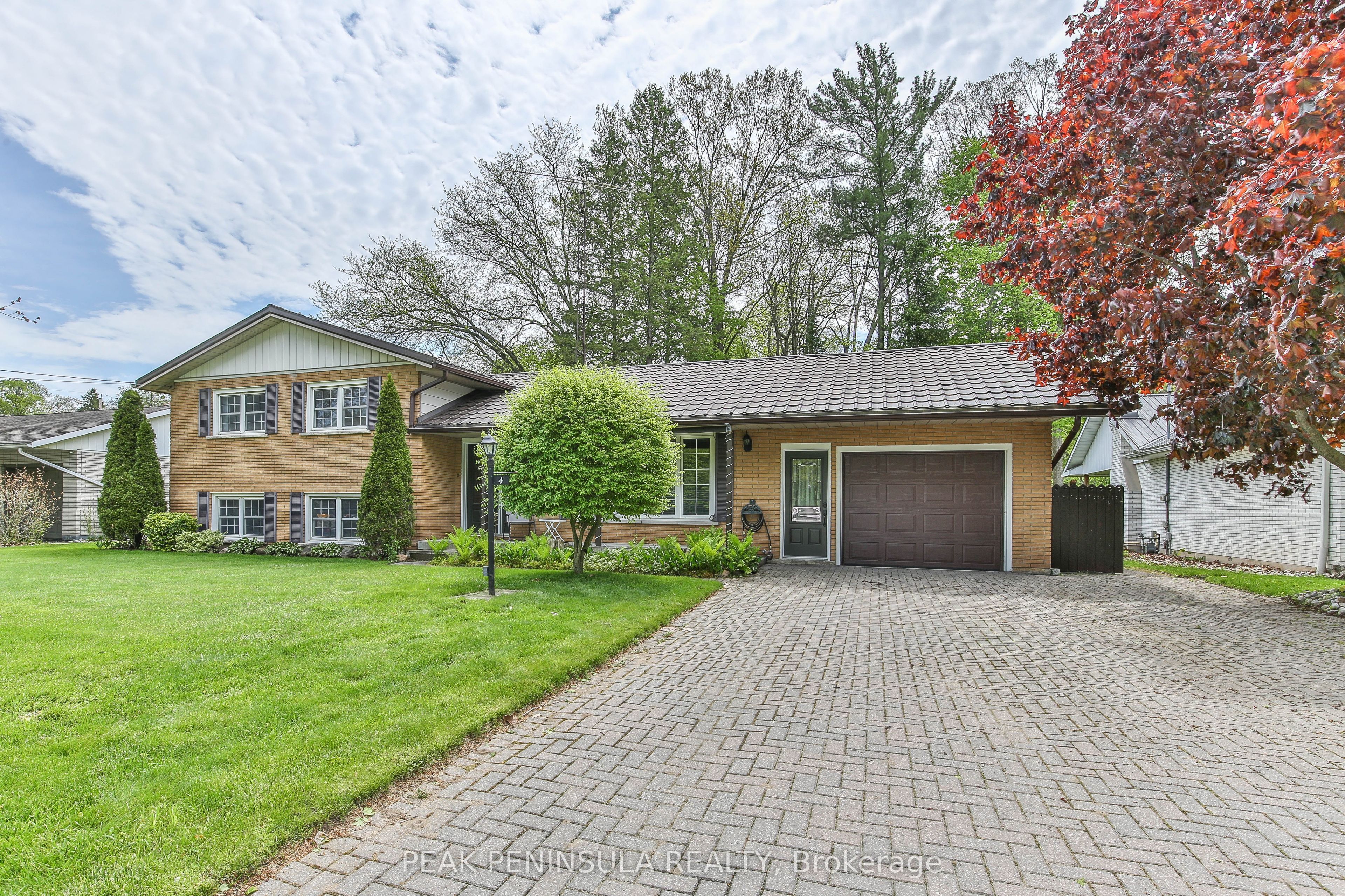 4 Highland Drive, Tillsonburg, ON N4G 2E9 photo 2