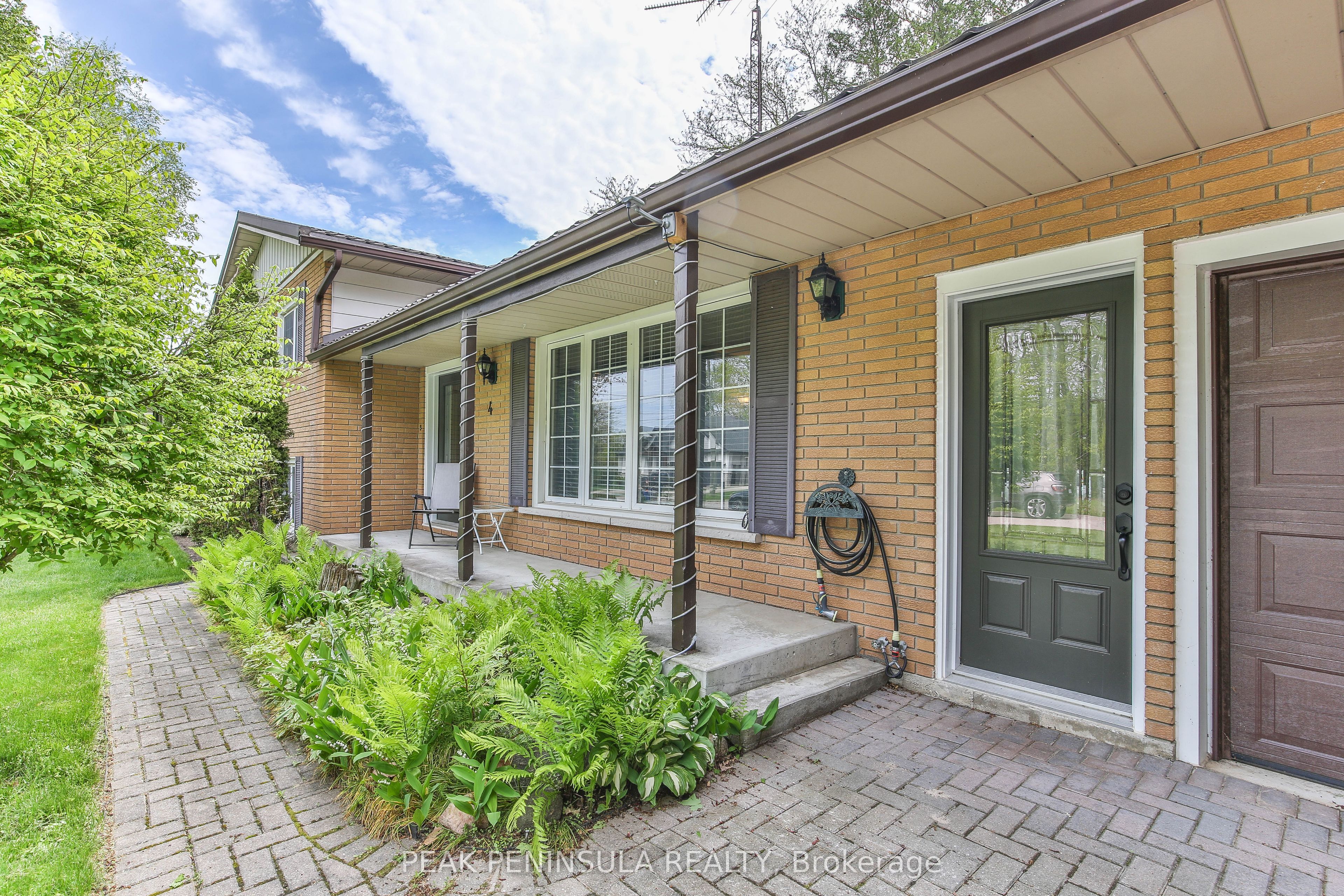 4 Highland Drive, Tillsonburg, ON N4G 2E9 photo 3