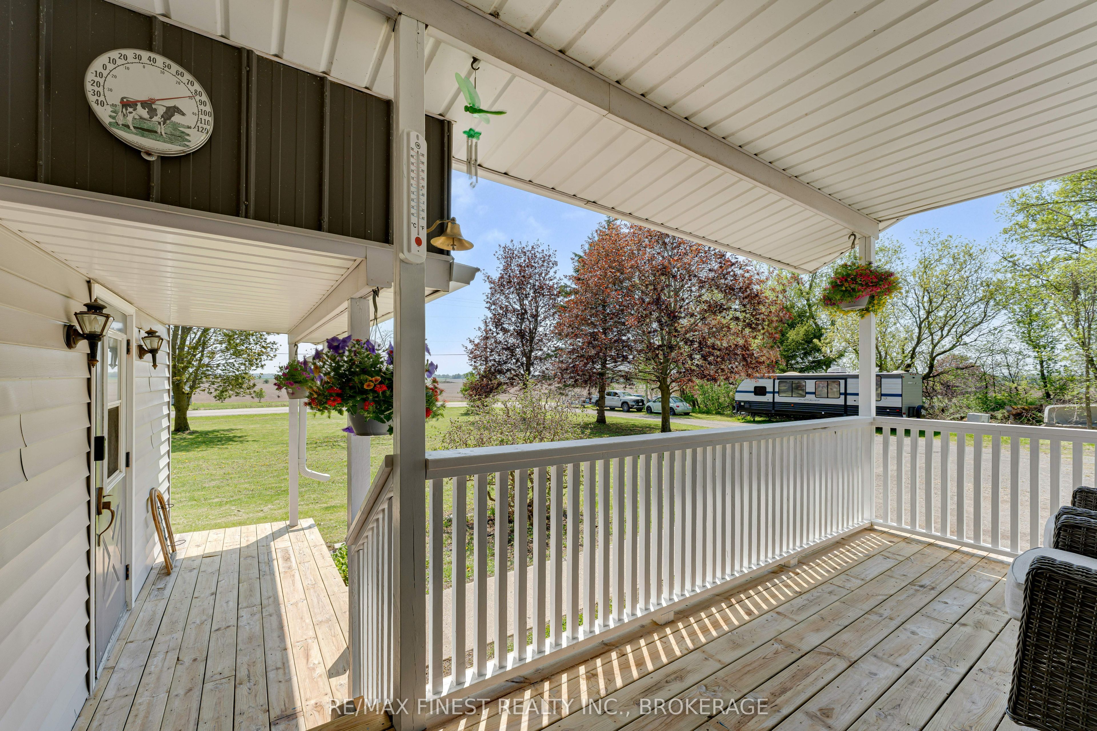 47 Taylor Road W, Front of Leeds & Seeleys Bay, ON K7G 2V3 photo 4