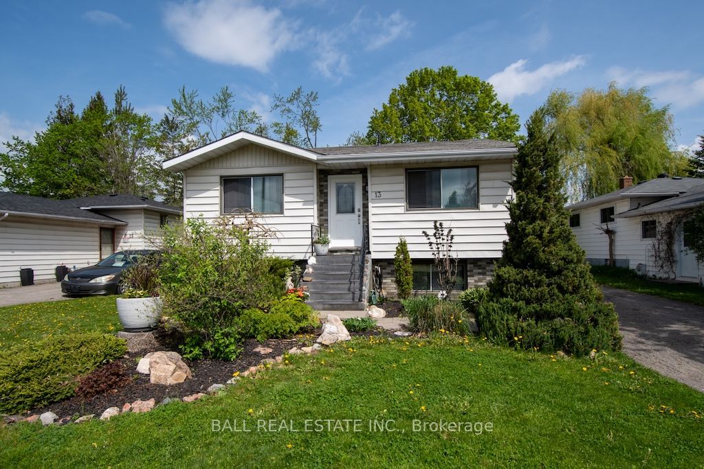 13 Coyle Crescent, Selwyn, ON K0L 2H0