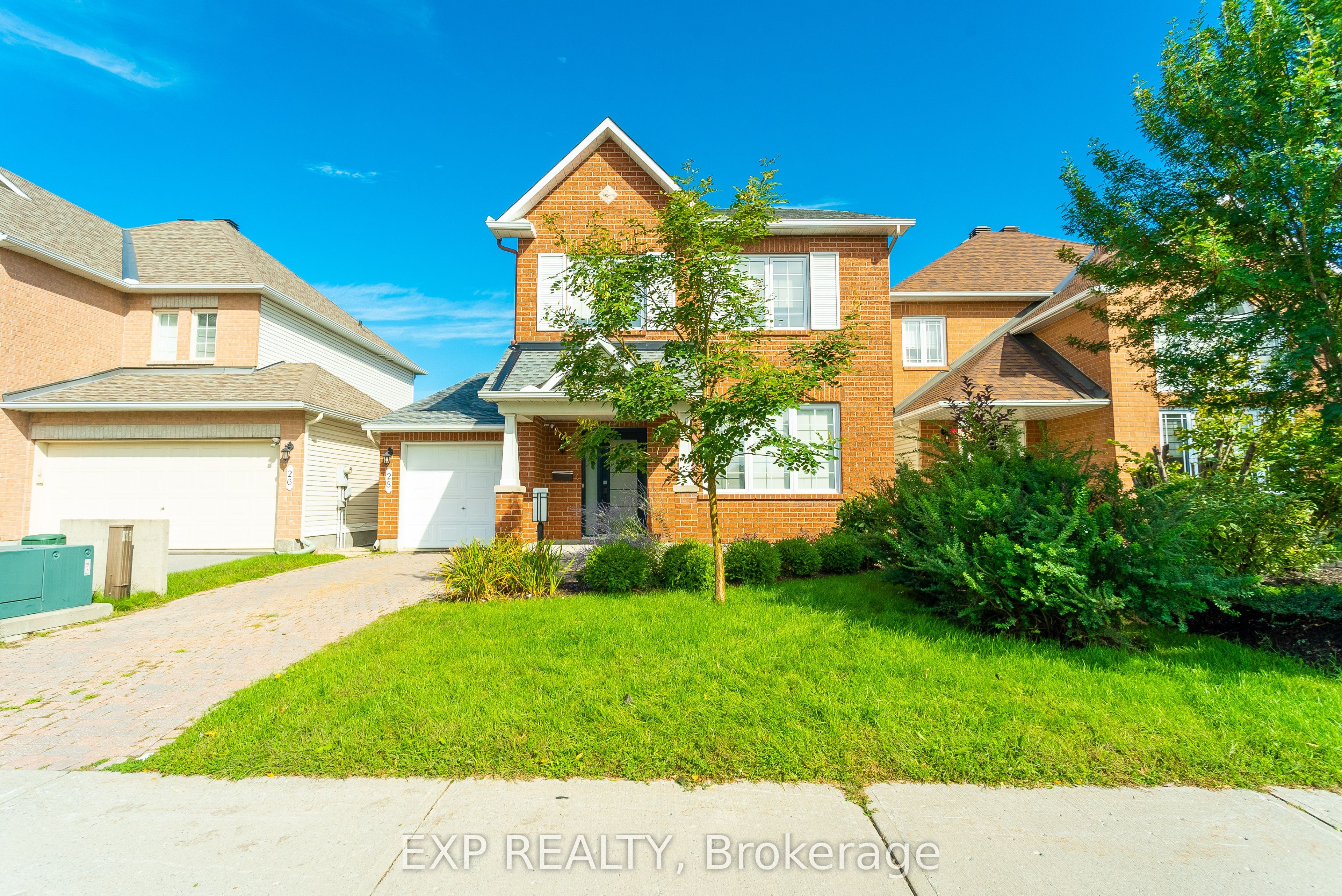 28 Chartwell Avenue, South of Baseline to Knoxdale, ON K2G 6L6 photo 4