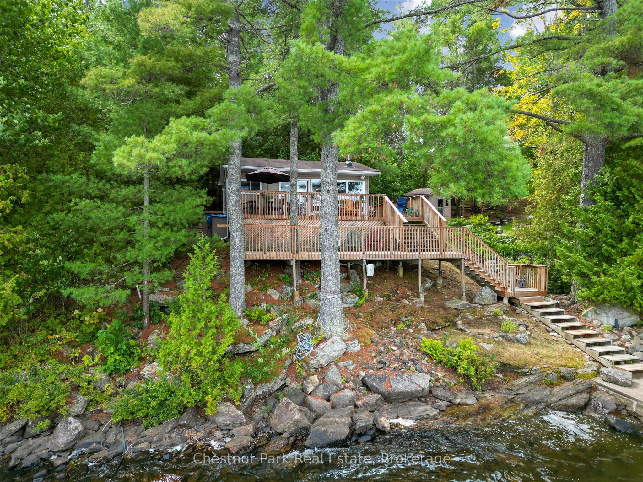 1492 #3 North Shore Road, Muskoka Lakes, ON P0B 1M0 photo 2