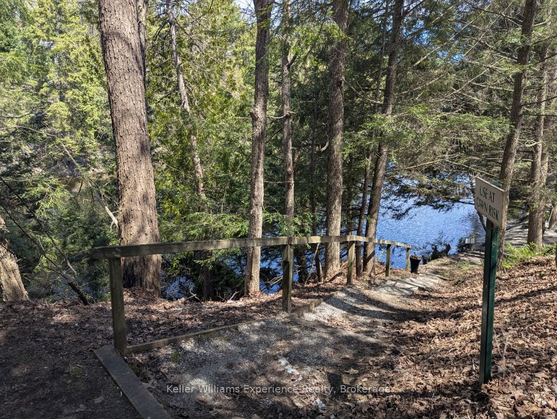 75 Southbank Drive, Bracebridge, ON P1L 1G2 photo 5
