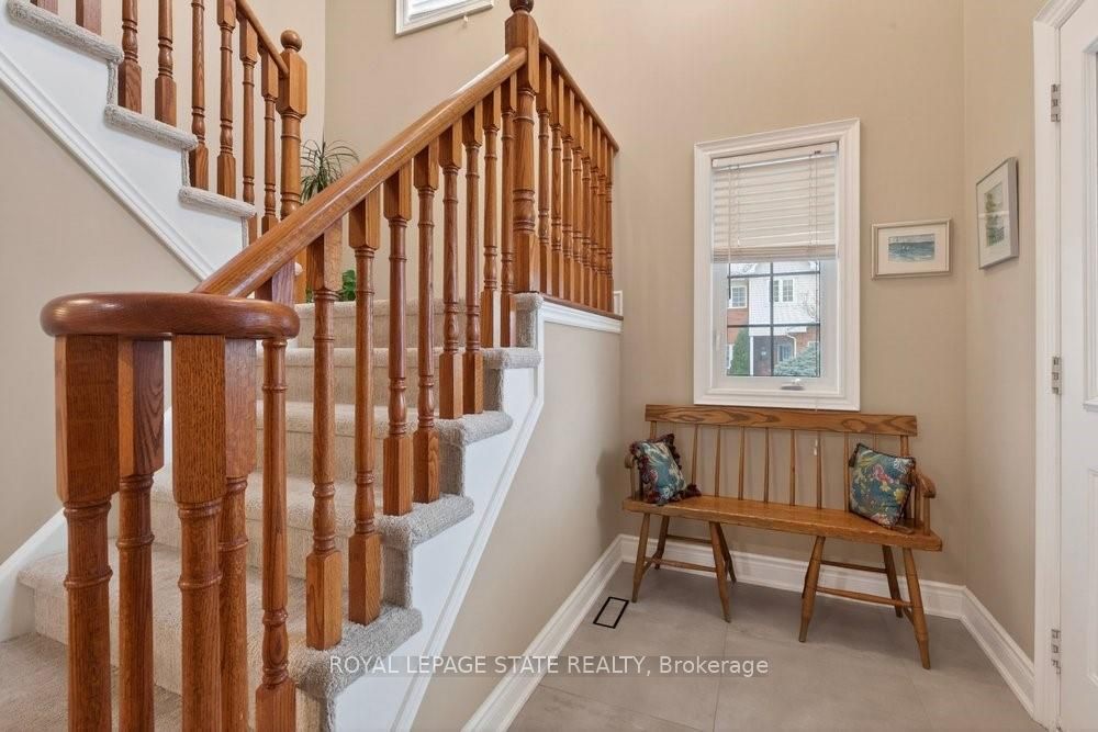 100 Beddoe Drive 101, Hamilton, ON L8P 4Z2 photo 4