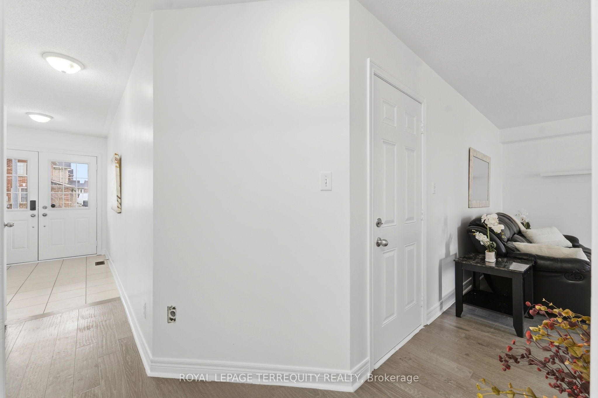 35 Colonel Lyall Street, St. Catharines, ON L2P 0B3 photo 4