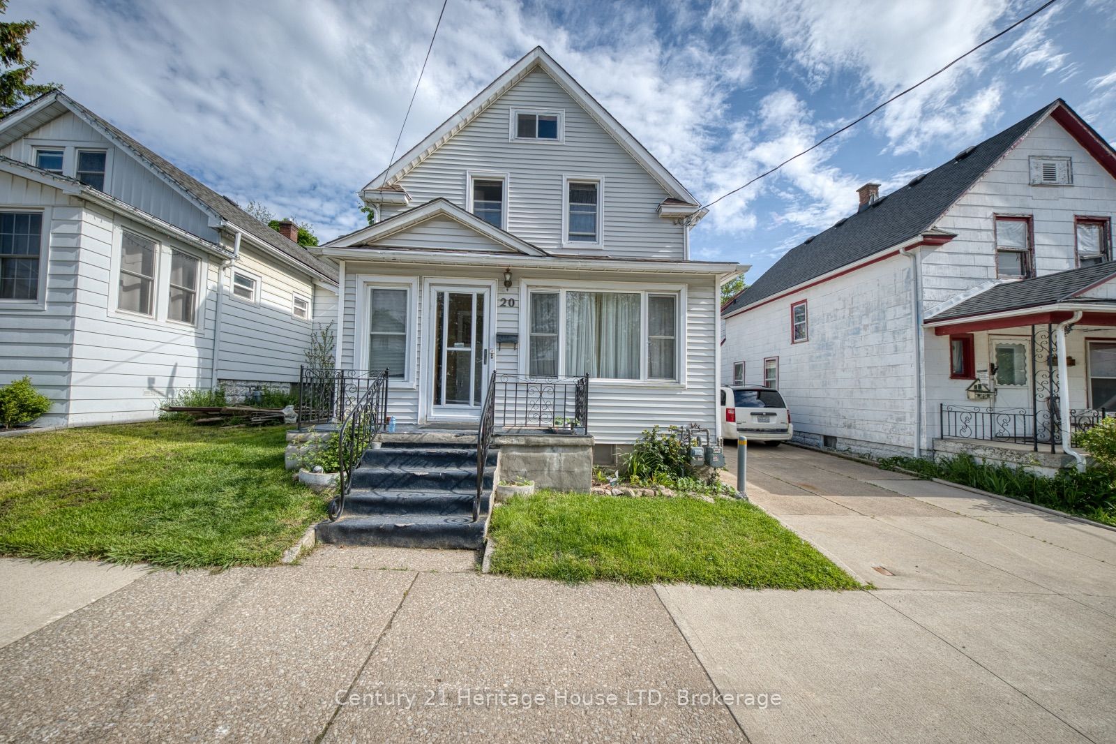 20 Dufferin Street, Fort Erie, ON L2A 2T5
