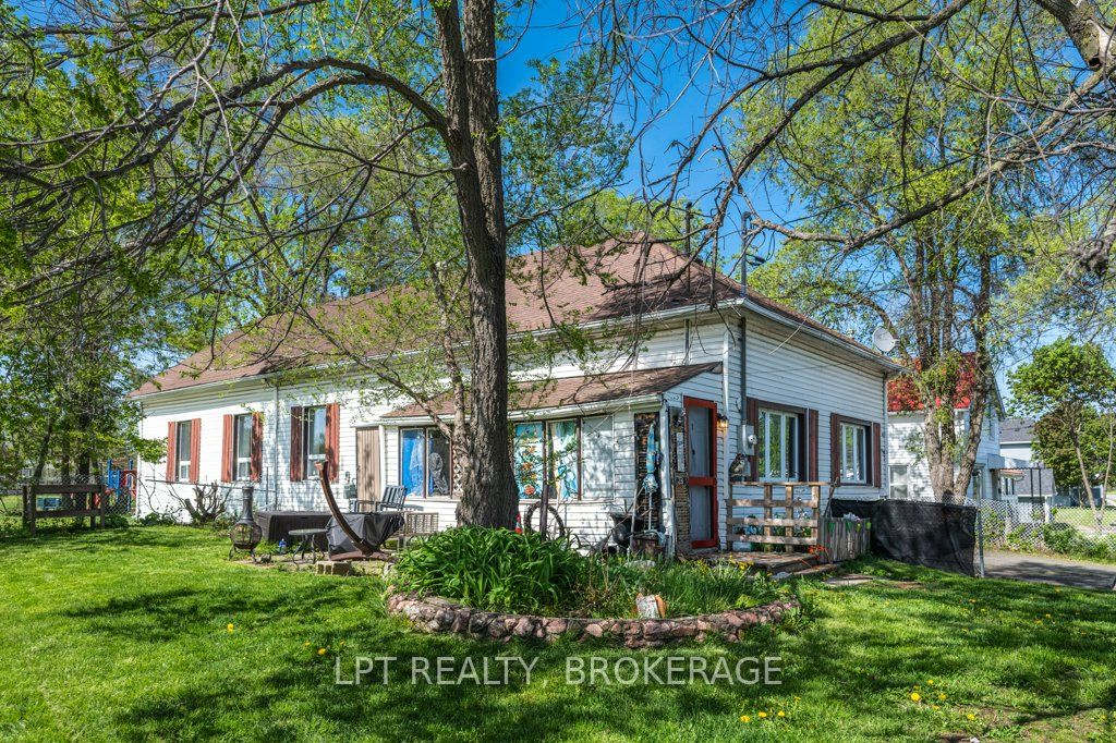 4069 Bath Road, Kingston, ON K7M 4Y6