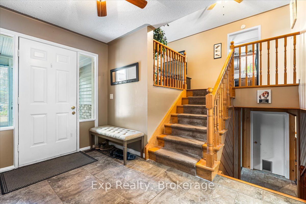 2475C Shannonville Road, Tyendinaga, ON K0K 2V0 photo 4