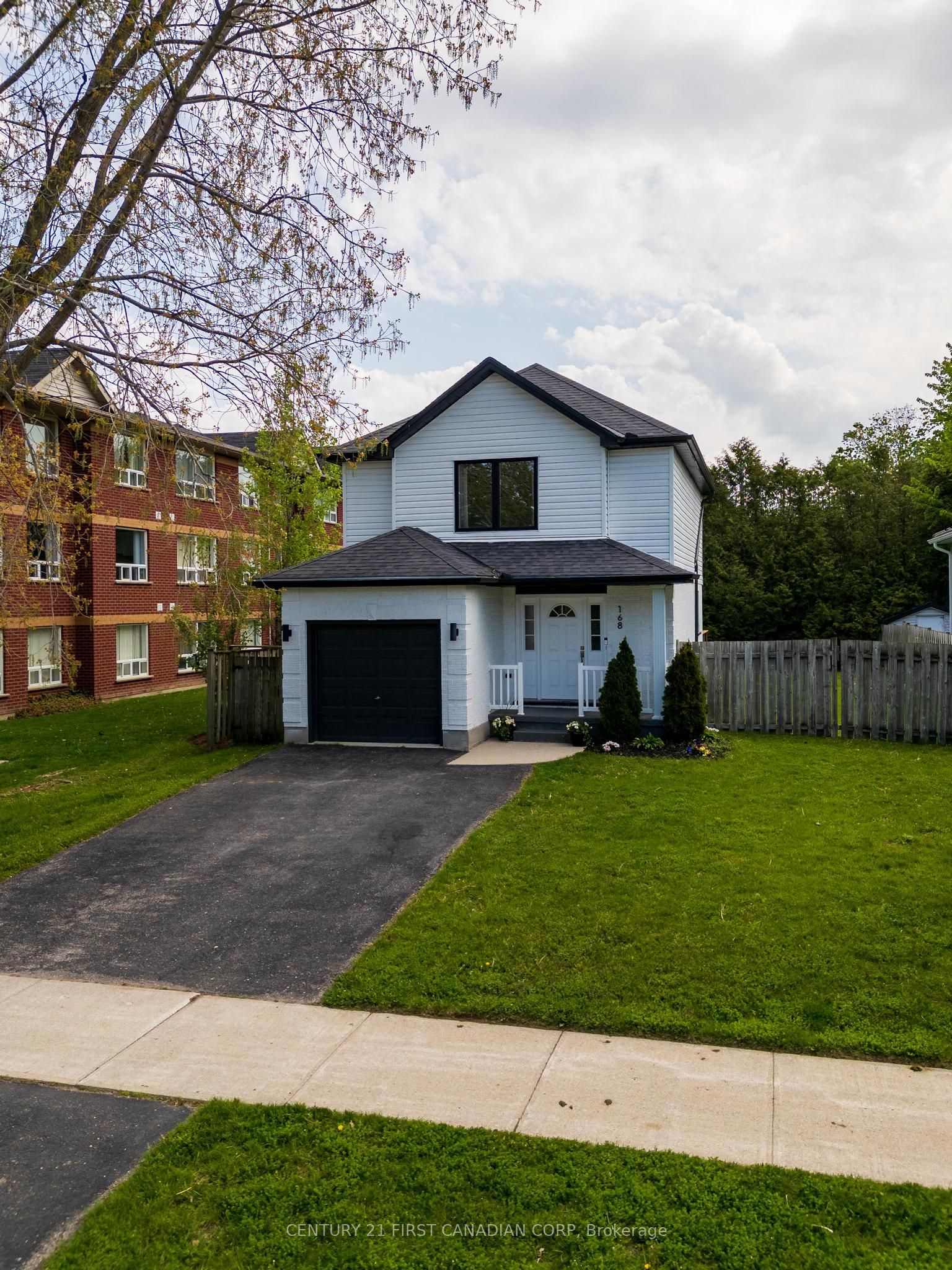 168 Gibson Crescent, Lucan Biddulph, ON N0M 2J0 photo 2