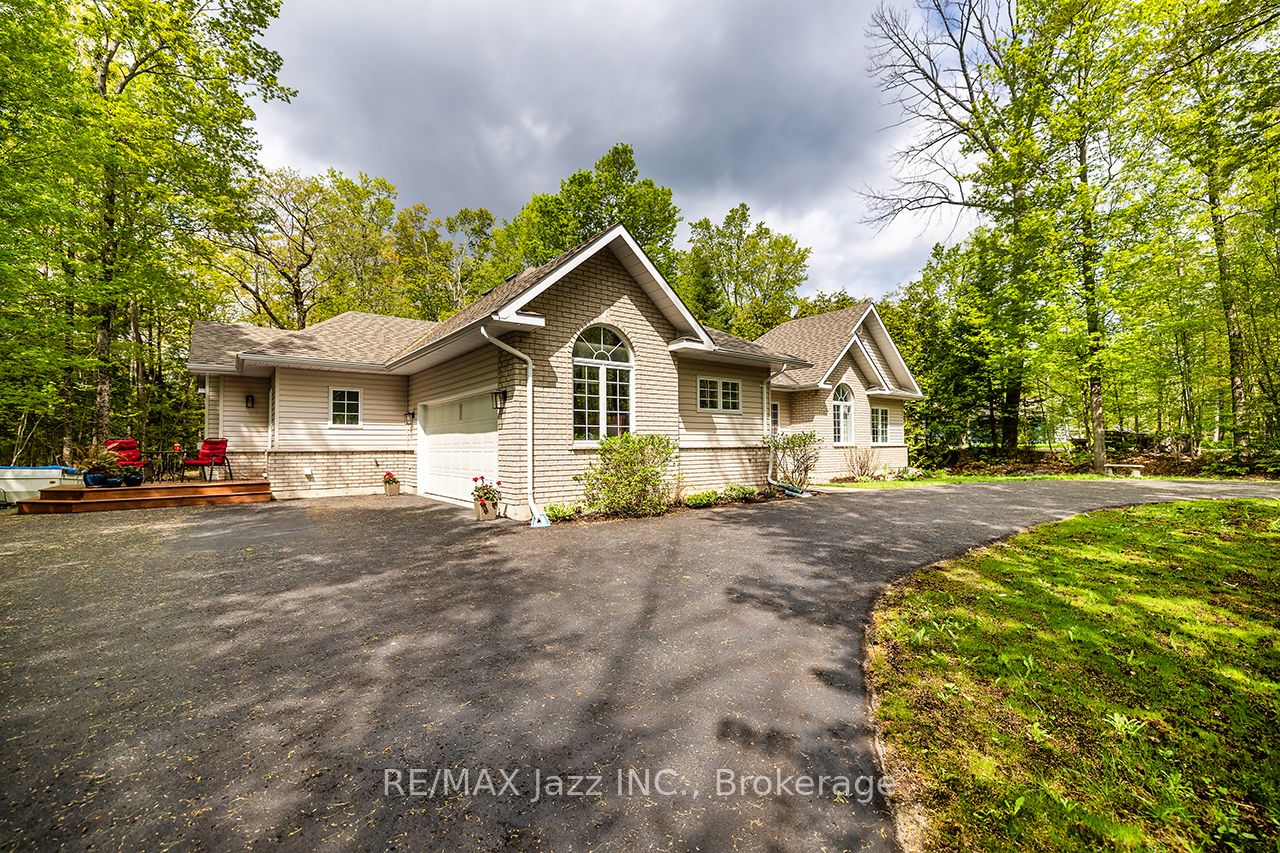 72 Sumcot Drive, Trent Lakes, ON K9J 6X2 photo 3