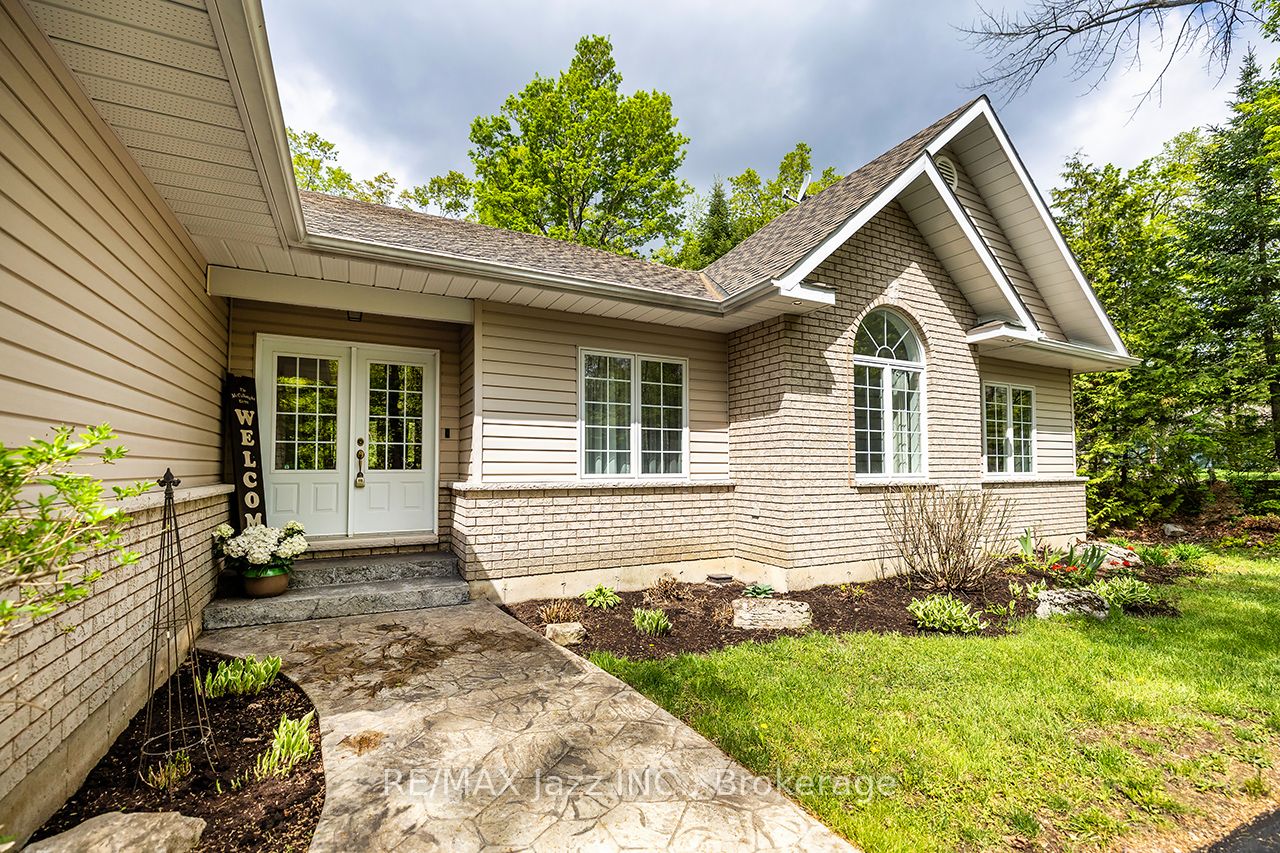 72 Sumcot Drive, Trent Lakes, ON K9J 6X2 photo 5