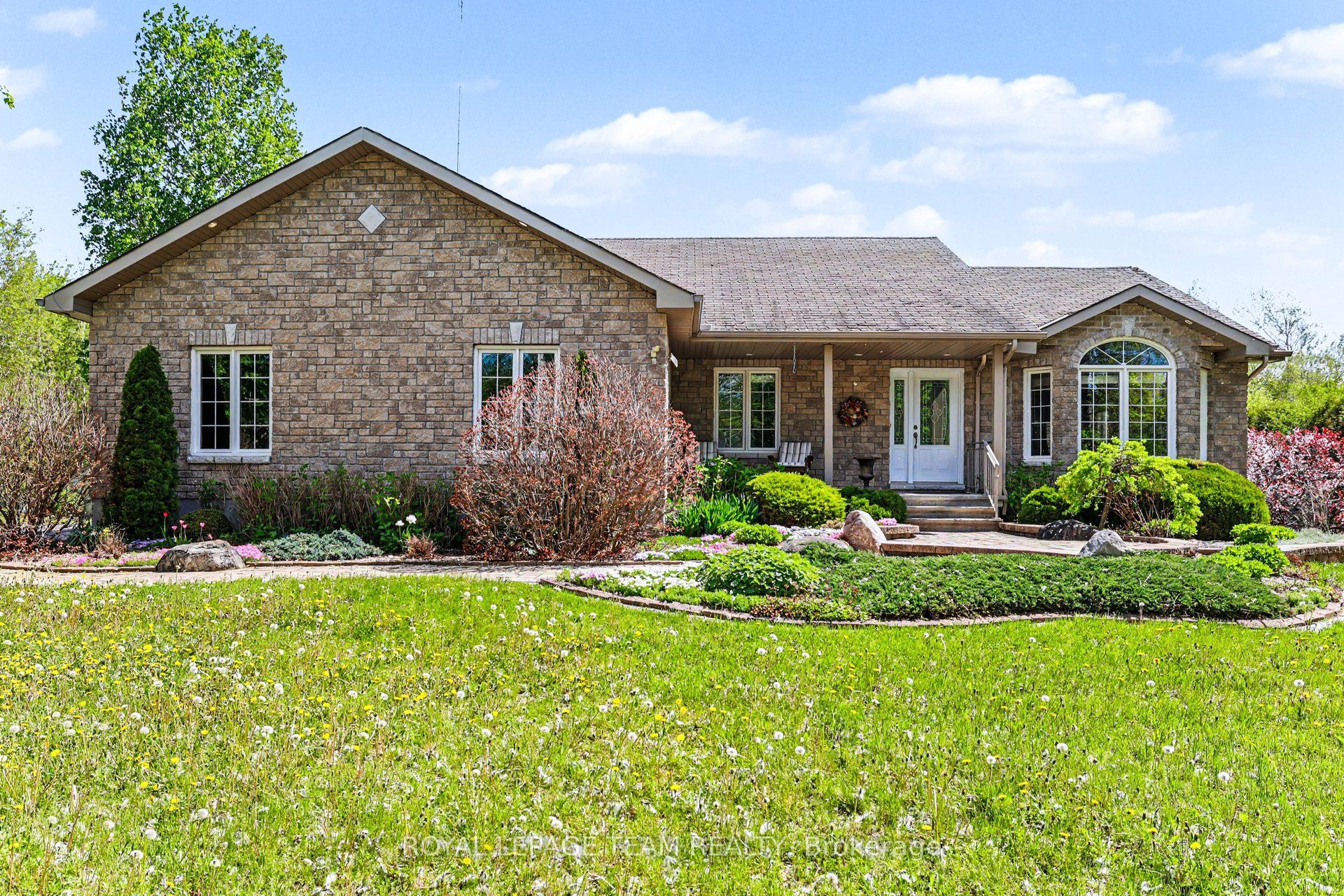 28 Kimberly Avenue, North Grenville, ON K0G 1J0 photo 2