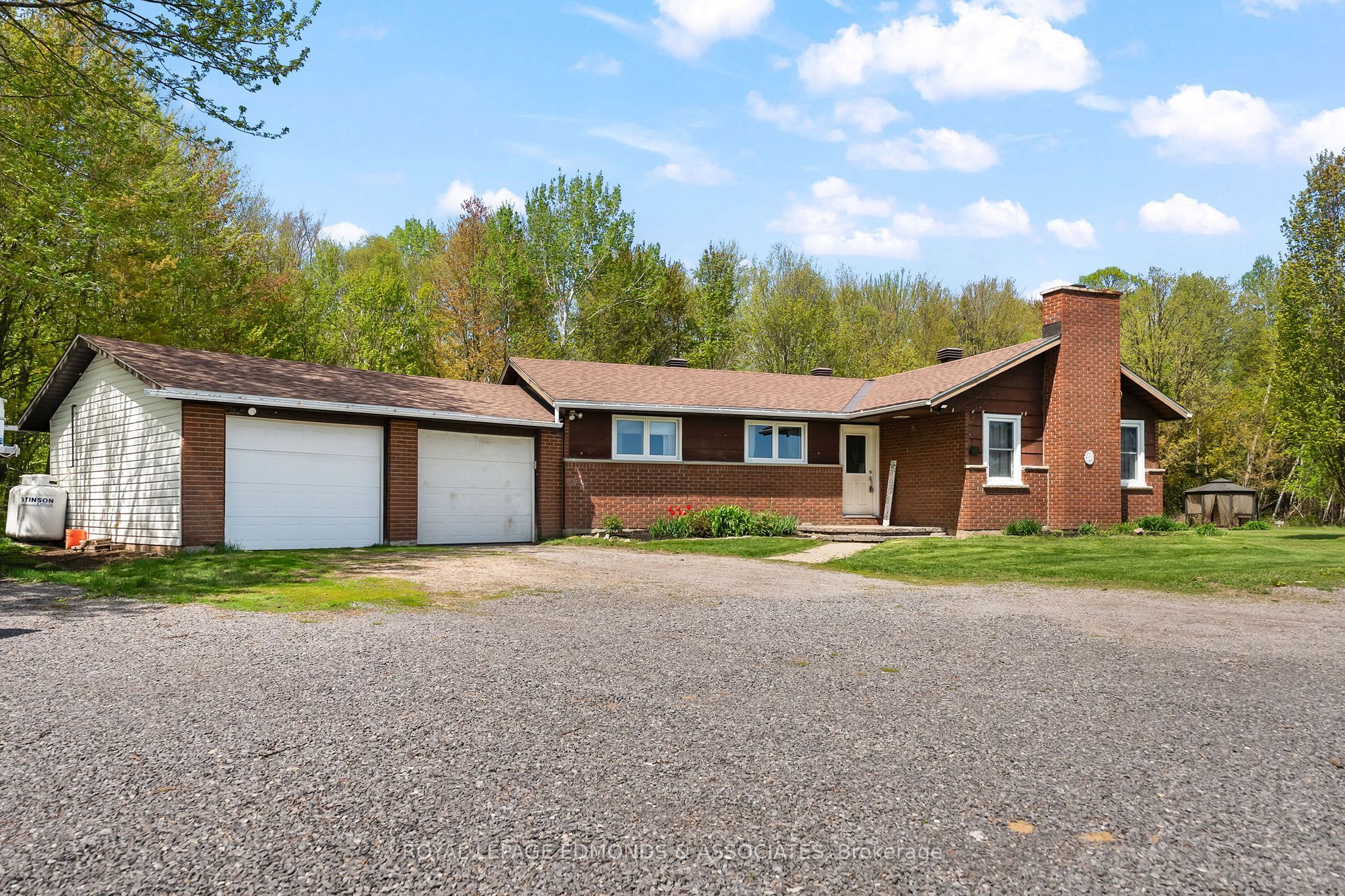 346 Hila Road, Whitewater Region, ON K8A 6W3 photo 5