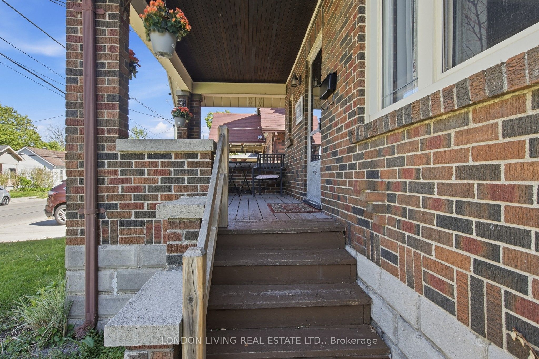 240 High Street, London South, ON N6C 4L2 photo 4
