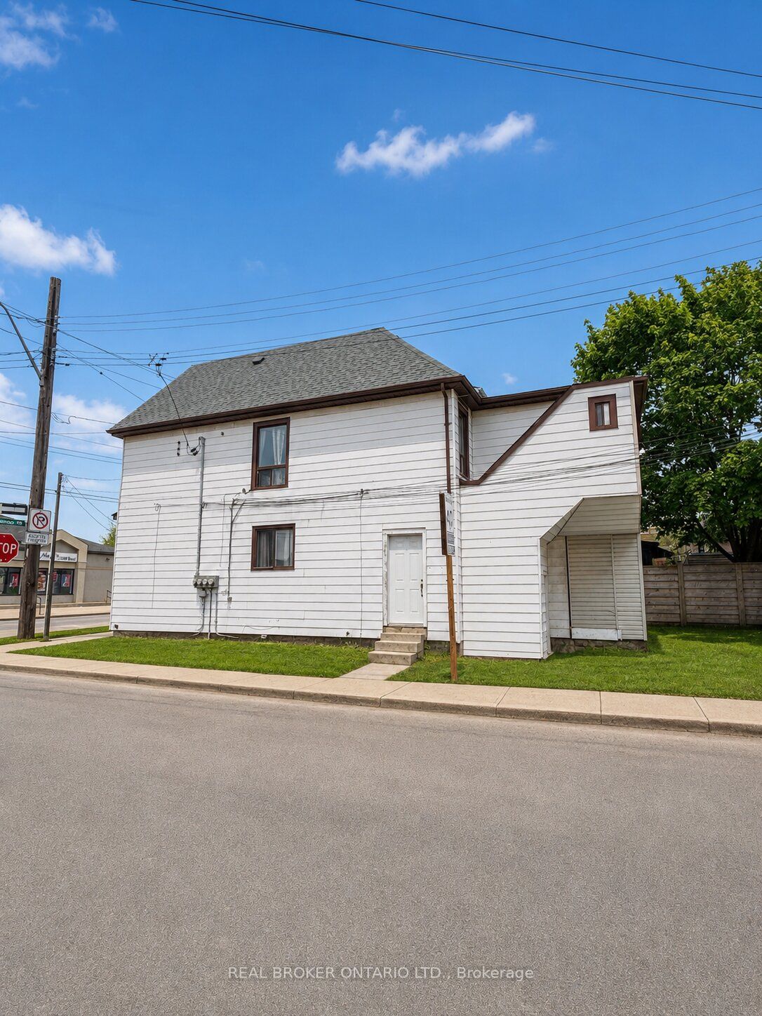 518 Cannon Street E, Hamilton, ON L8L 2E8 photo 4