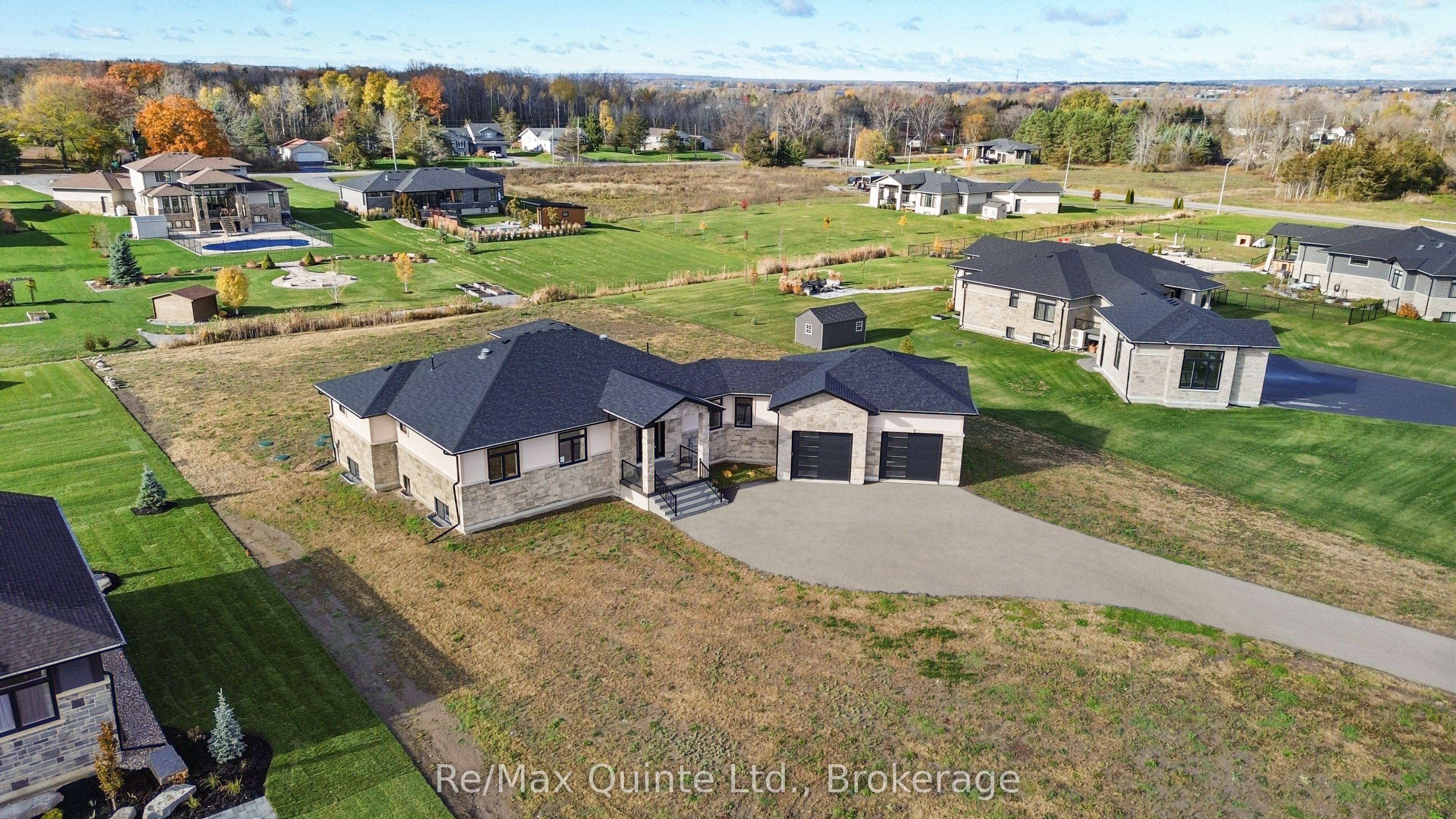 76 Navigation Drive, Prince Edward County, ON K8N 0G1 photo 2