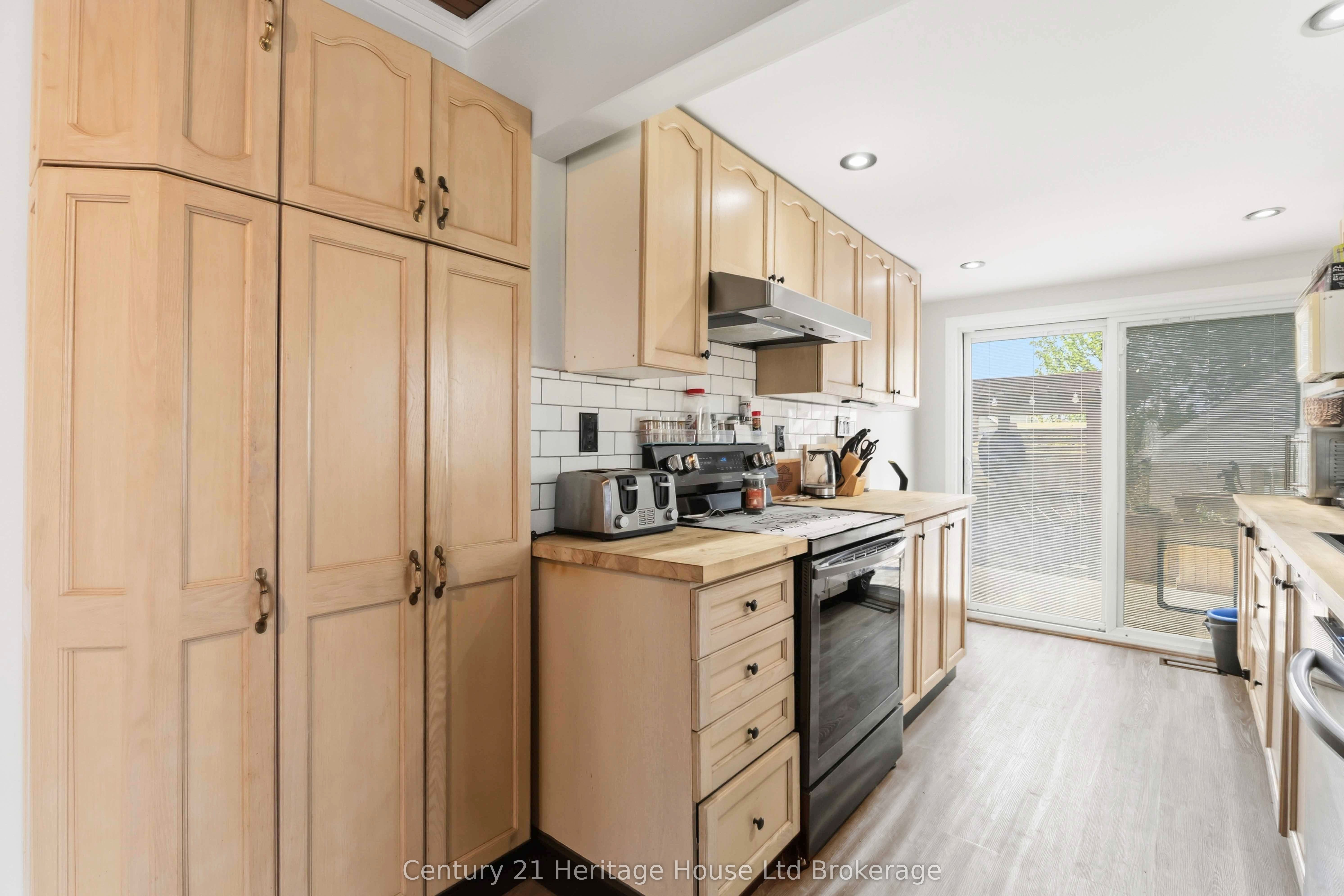 34 Humboldt Parkway, Port Colborne, ON L3K 2H2 photo 3