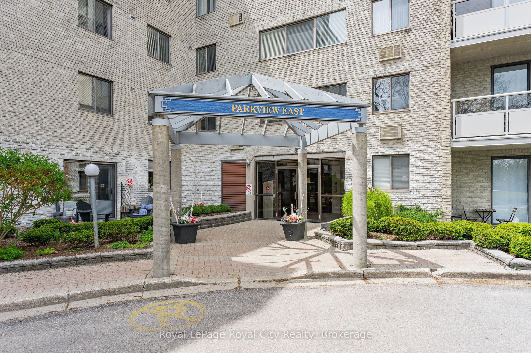 89 Westwood Road 407, Guelph, ON N1H 7J6 photo 3
