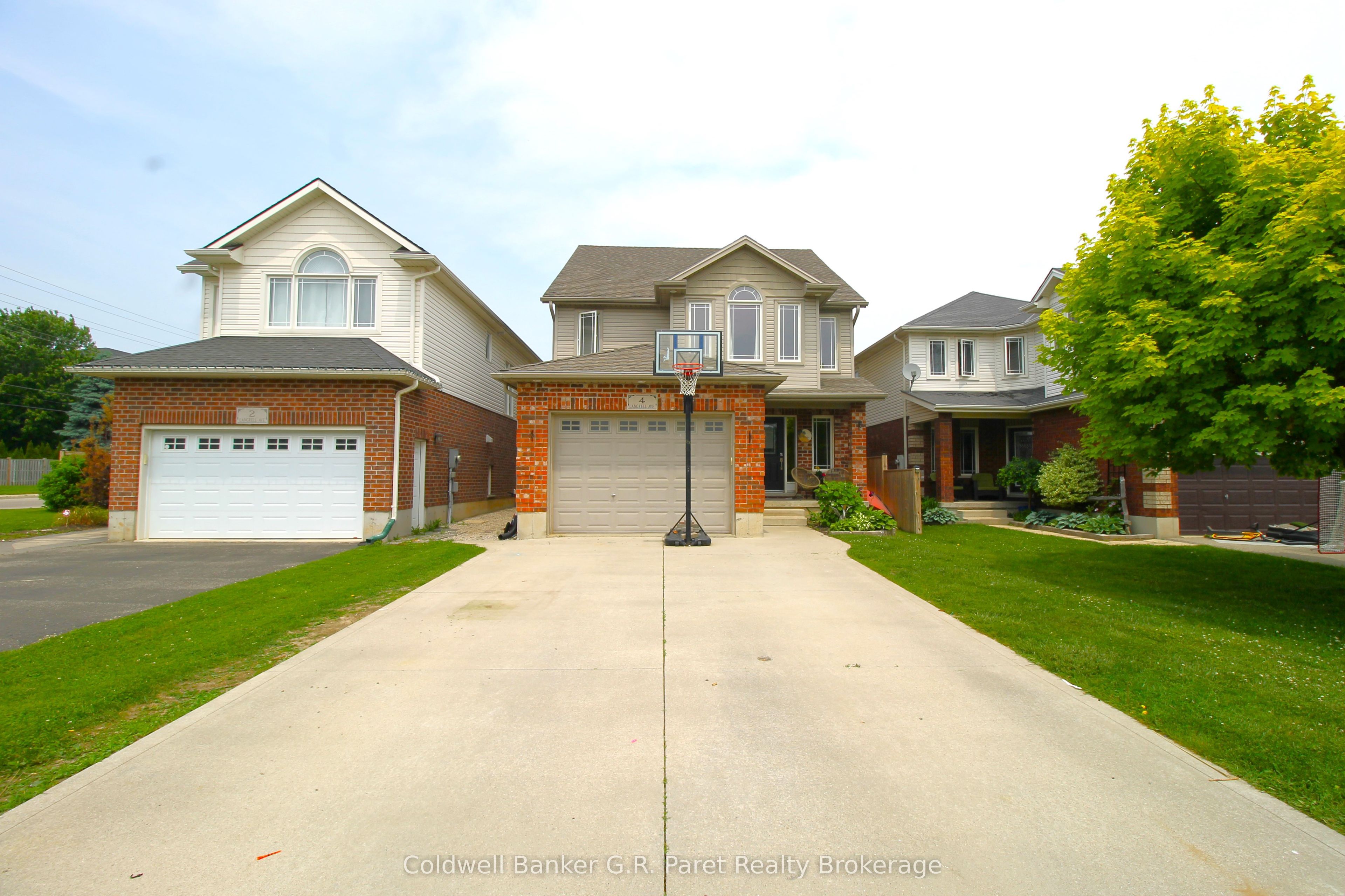 4 Langrell Avenue, Tillsonburg, ON N4G 5X8