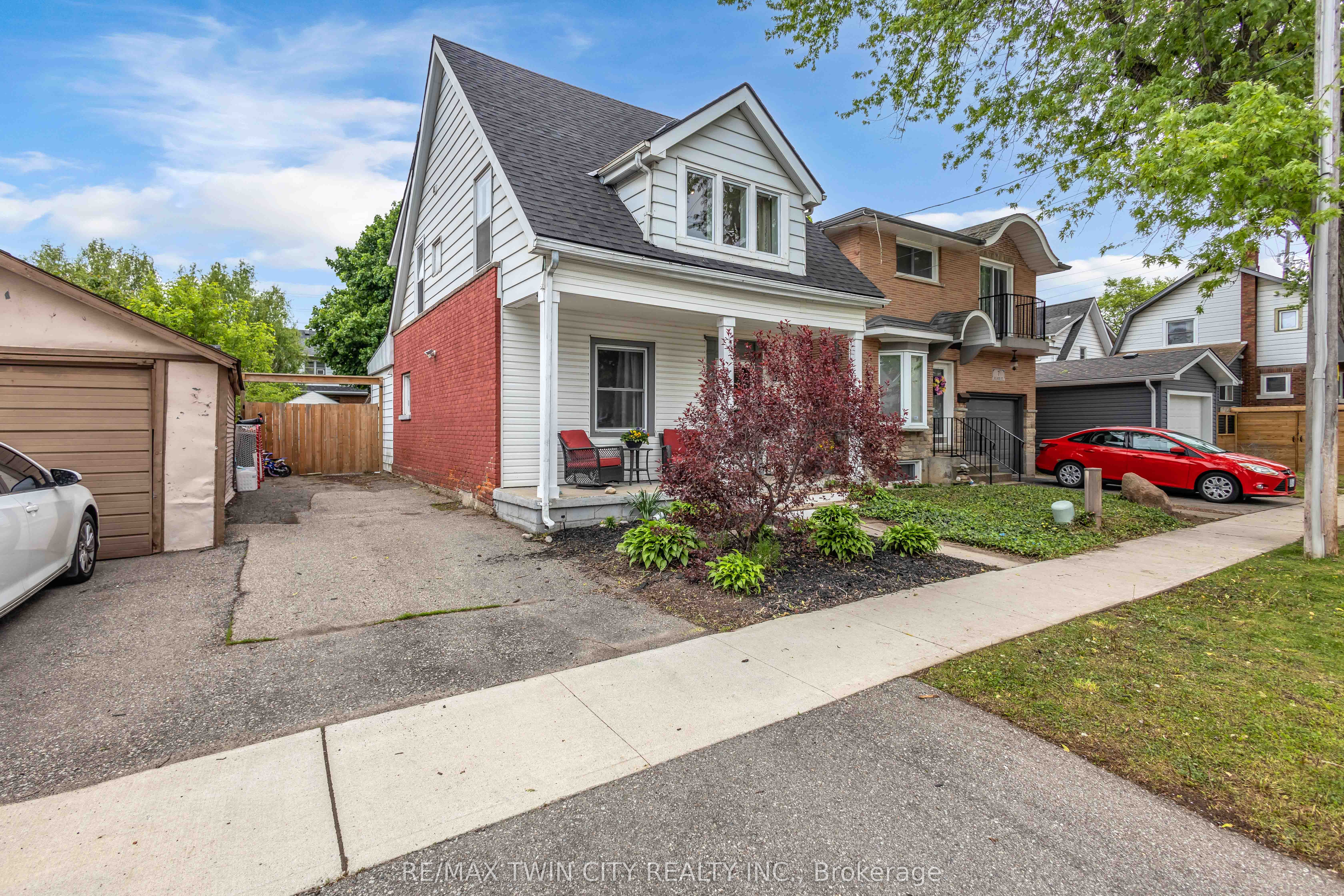 9 Aylmer Street, Brantford, ON N3S 6J7 photo 3
