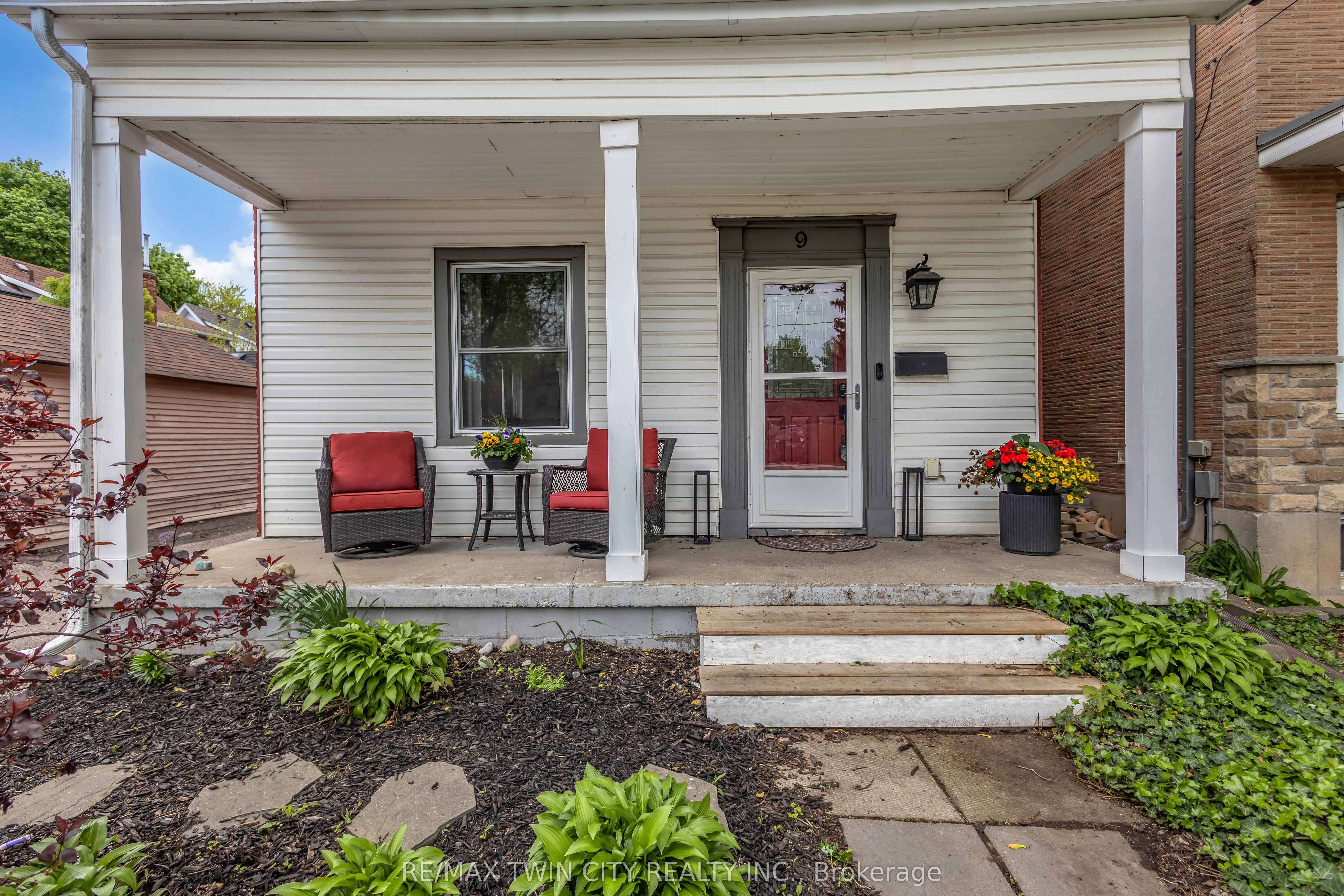 9 Aylmer Street, Brantford, ON N3S 6J7 photo 4