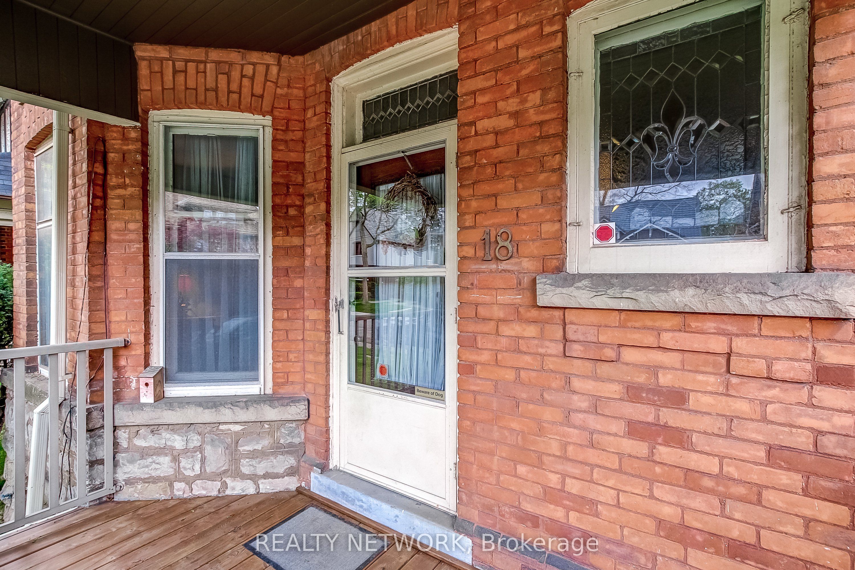 18 Fairleigh Crescent, Hamilton, ON L8M 2K9 photo 5