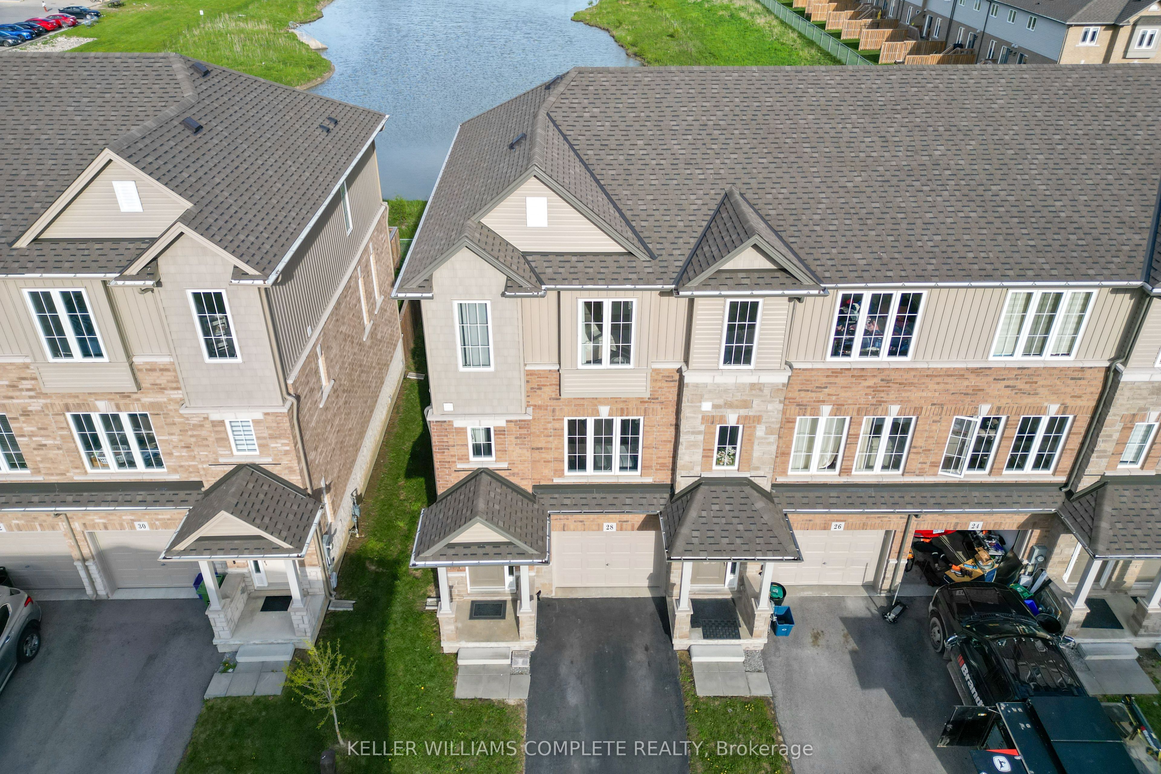 28 CANARY GRASS Boulevard, Hamilton, ON L0R 1P0 photo 2