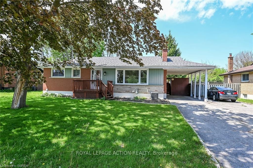 15 Tranquility Street, Brantford, ON N3R 3H6