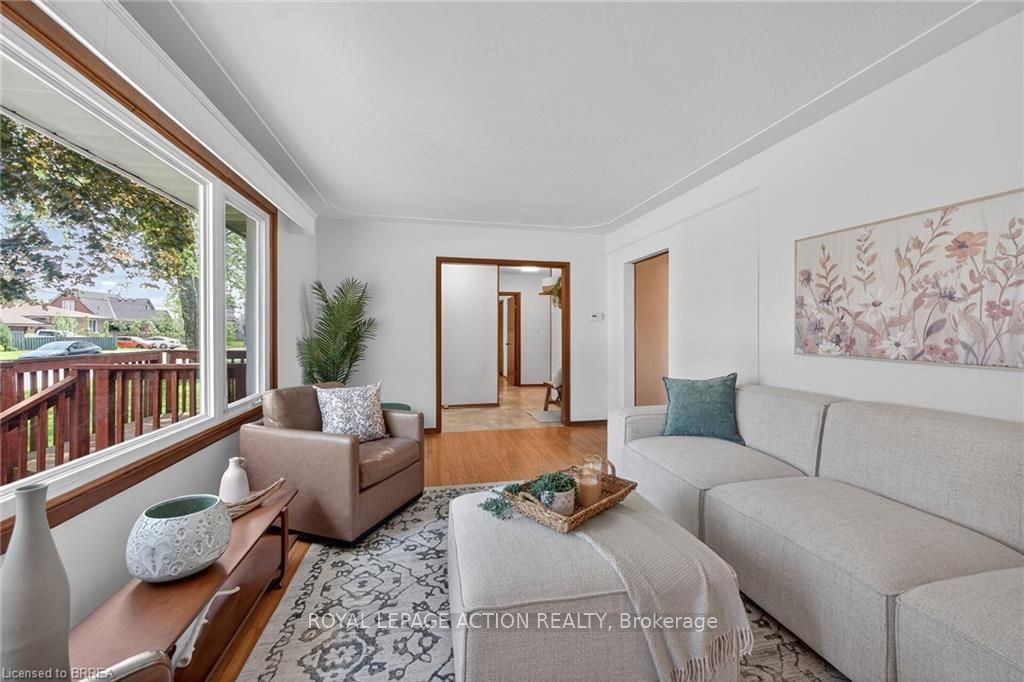 15 Tranquility Street, Brantford, ON N3R 3H6 photo 4