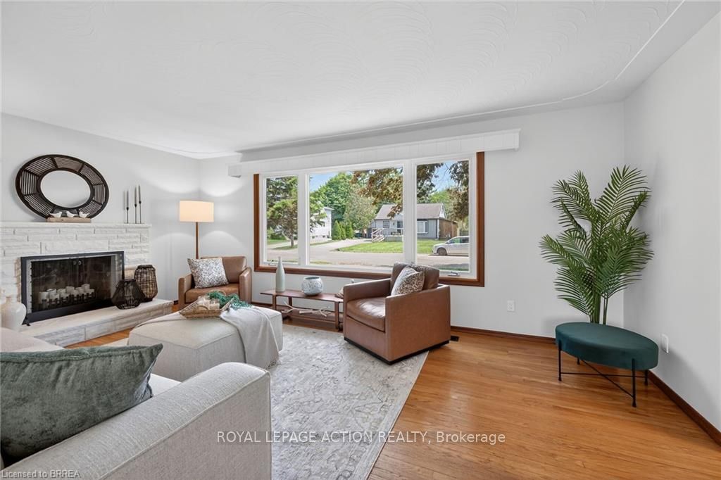15 Tranquility Street, Brantford, ON N3R 3H6 photo 5