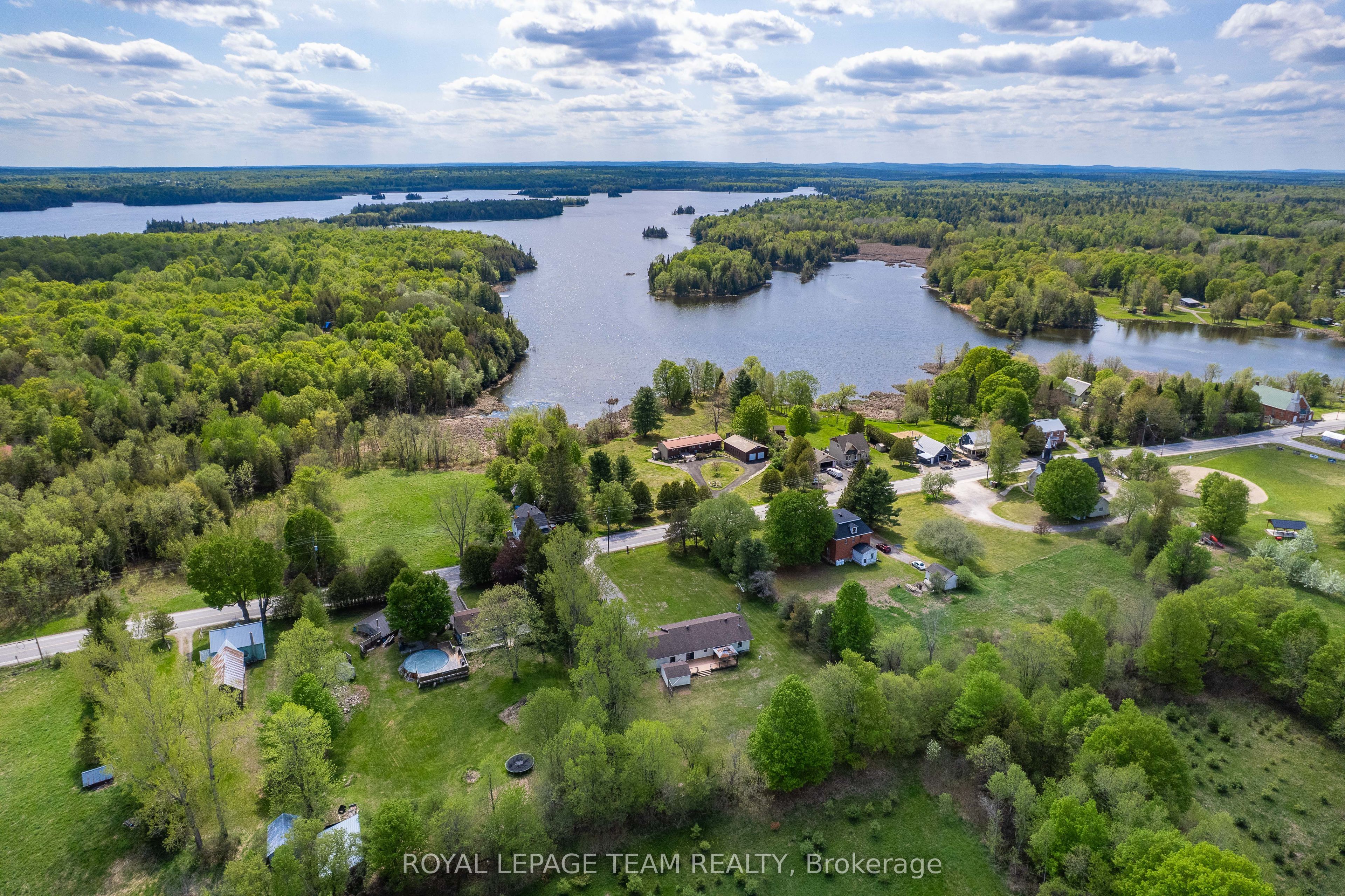 2754 Tatlock Road, Mississippi Mills, ON K0A 1P0 photo 4