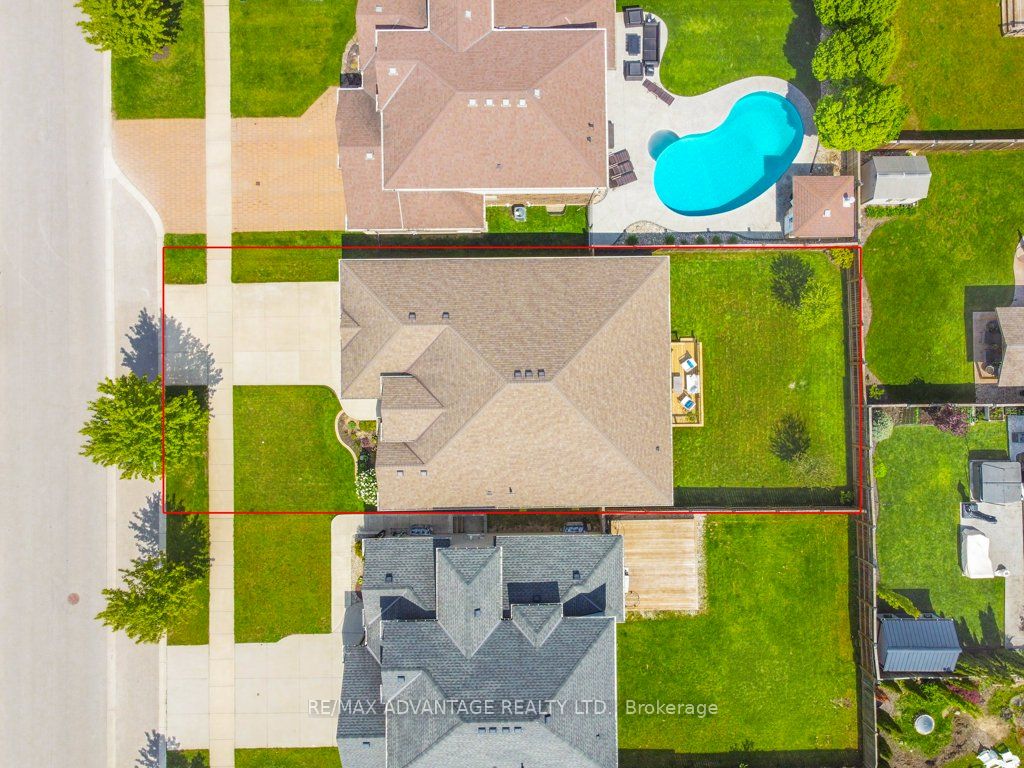 982 Medway Park Drive, London North, ON N6G 0K7 photo 4