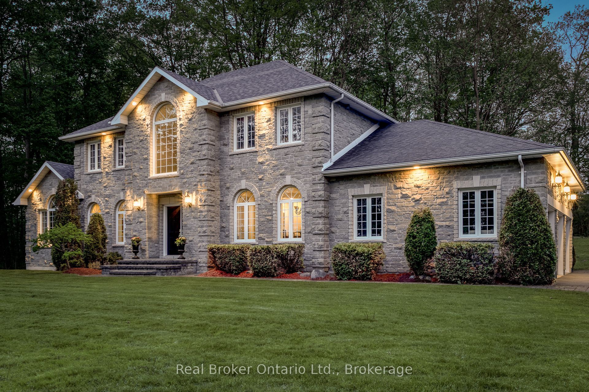 9 Paige Court, Hamilton Township, ON K9A 0W6