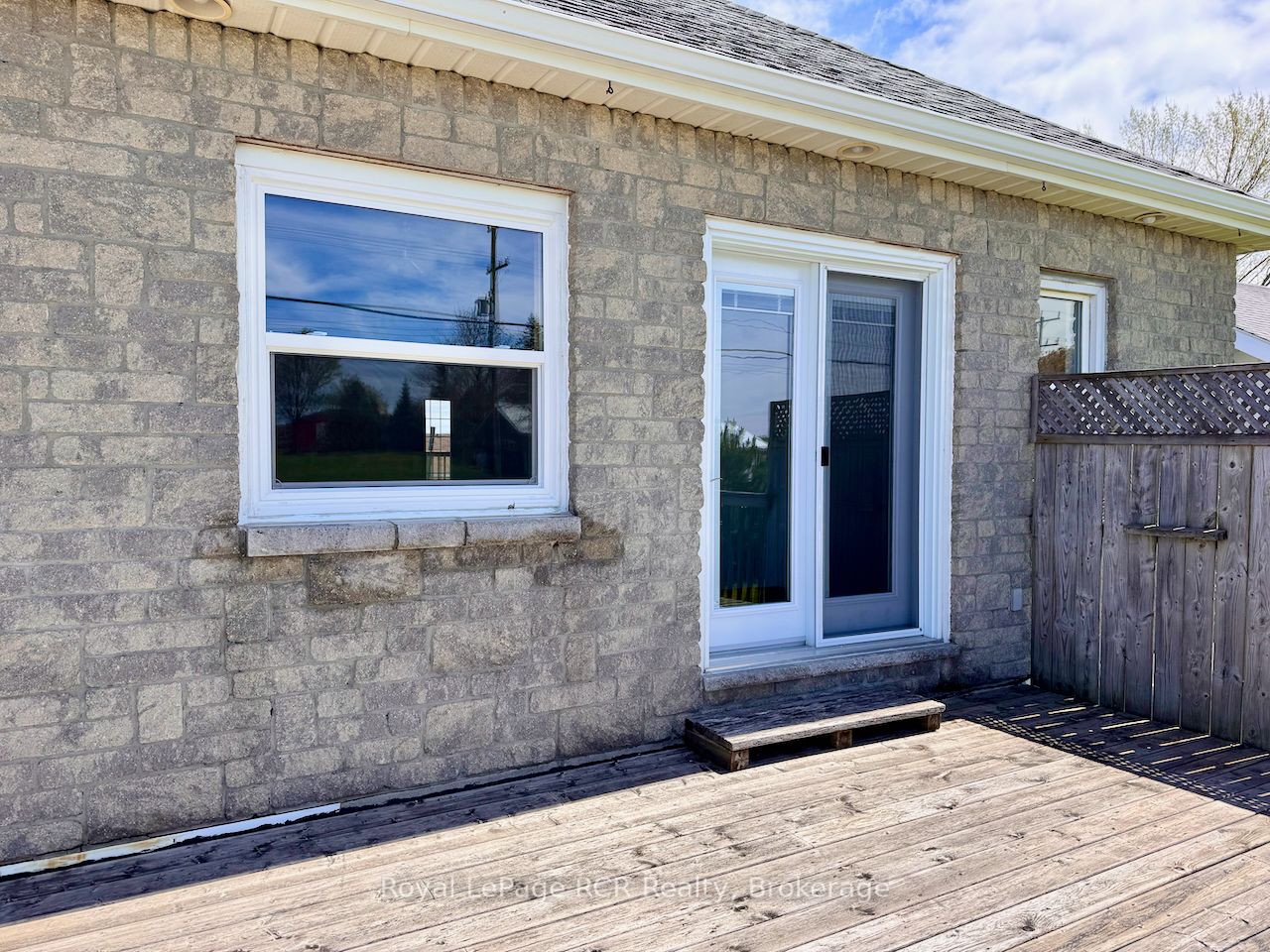 2854 6 Highway, Northern Bruce Peninsula, ON N0H 1W0 photo 4