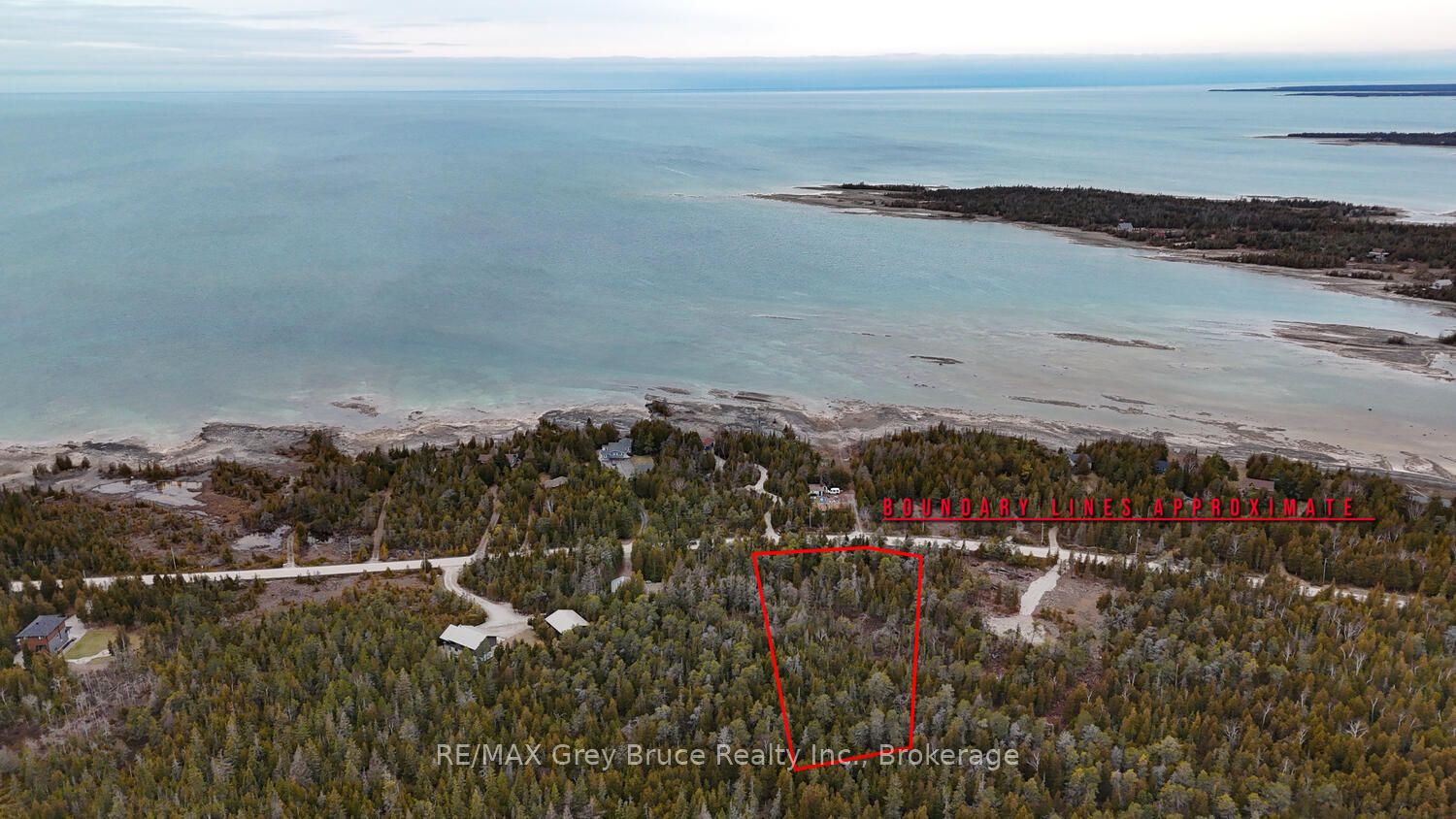 1035 DORCAS BAY Road, Northern Bruce Peninsula, ON N0H 2R0 photo 2