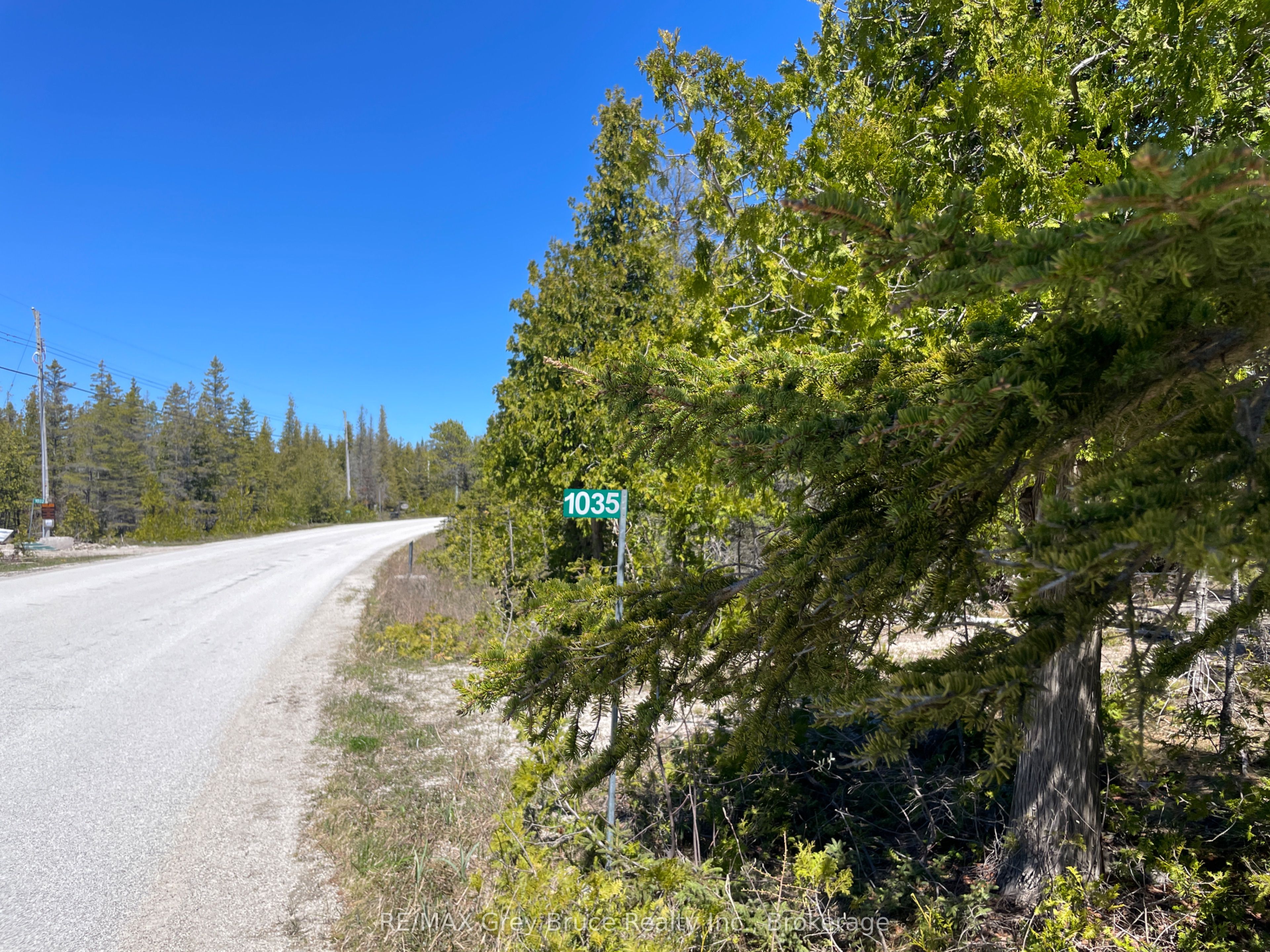 1035 DORCAS BAY Road, Northern Bruce Peninsula, ON N0H 2R0 photo 3