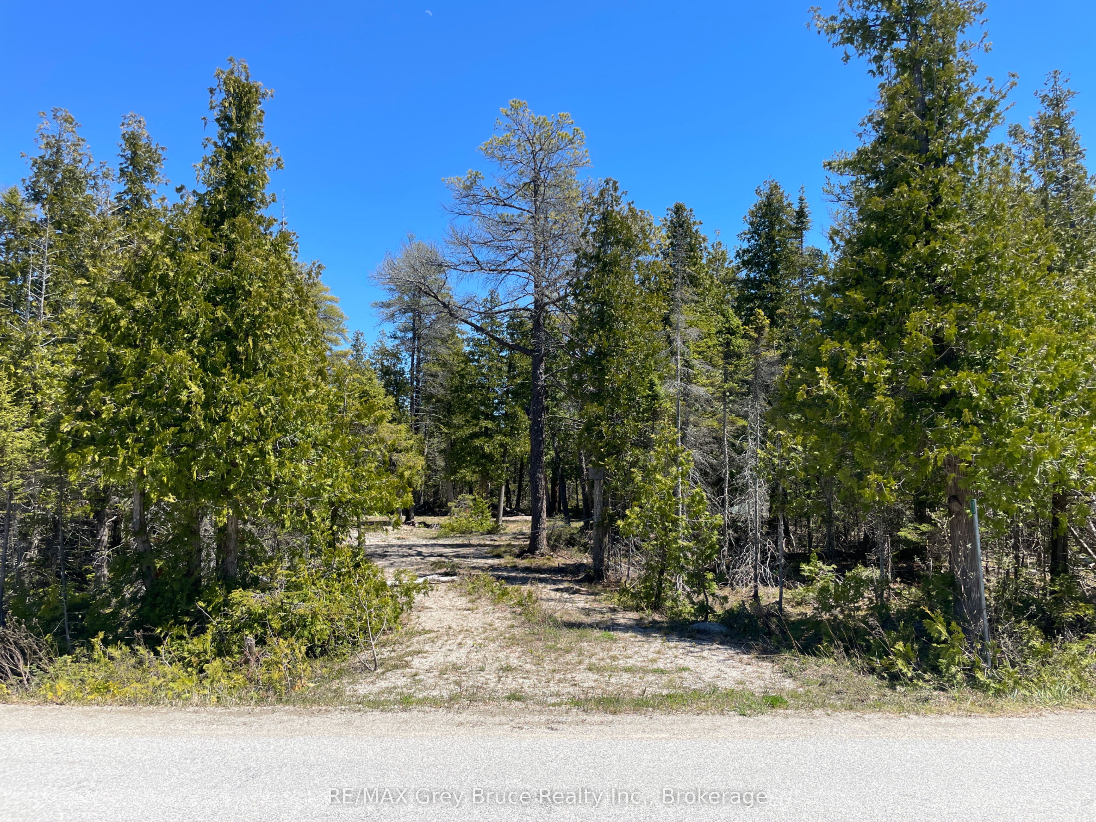 1035 DORCAS BAY Road, Northern Bruce Peninsula, ON N0H 2R0 photo 4