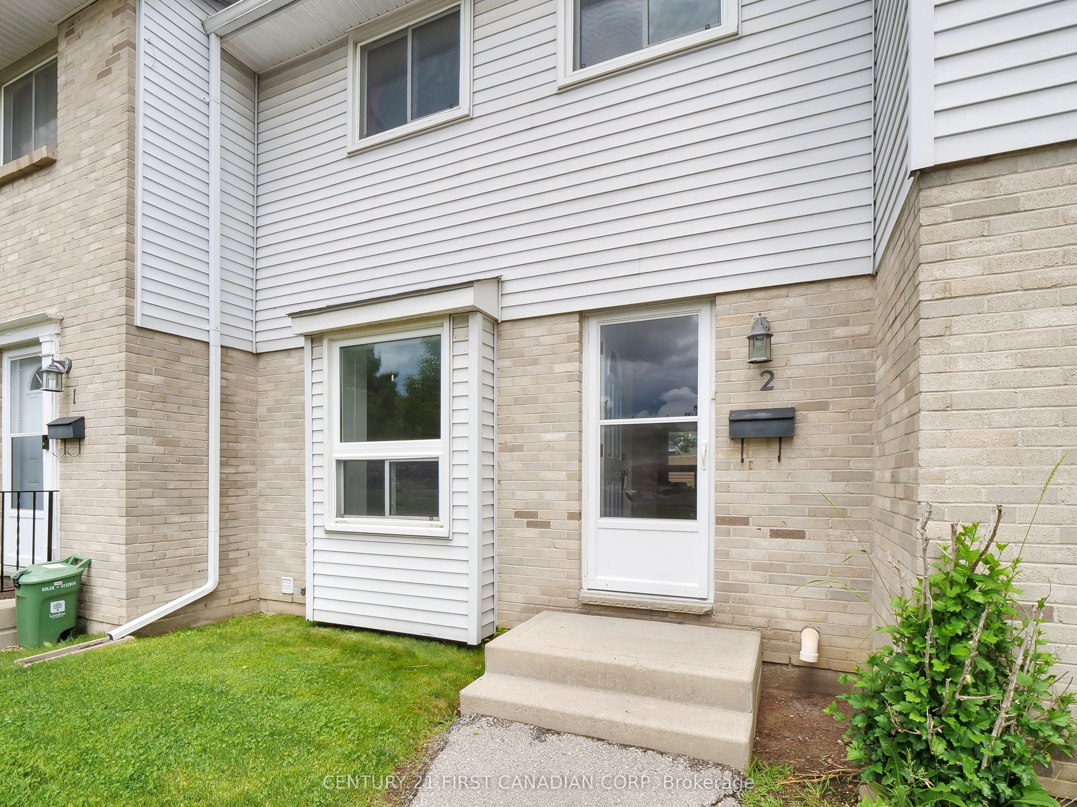 1786 Attawandaron Road 2, London North, ON N6G 3N1 photo 2