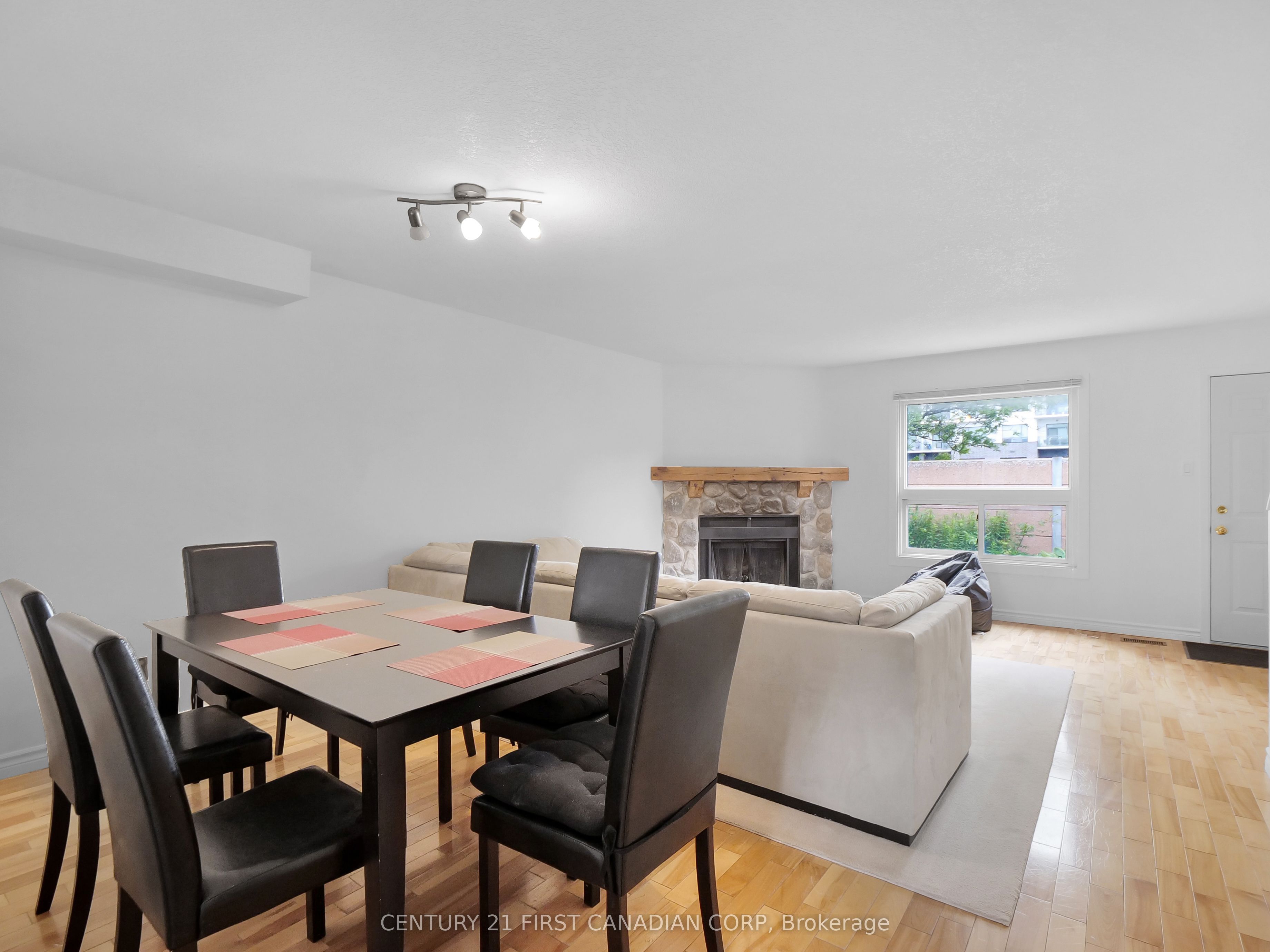 1786 Attawandaron Road 2, London North, ON N6G 3N1 photo 4