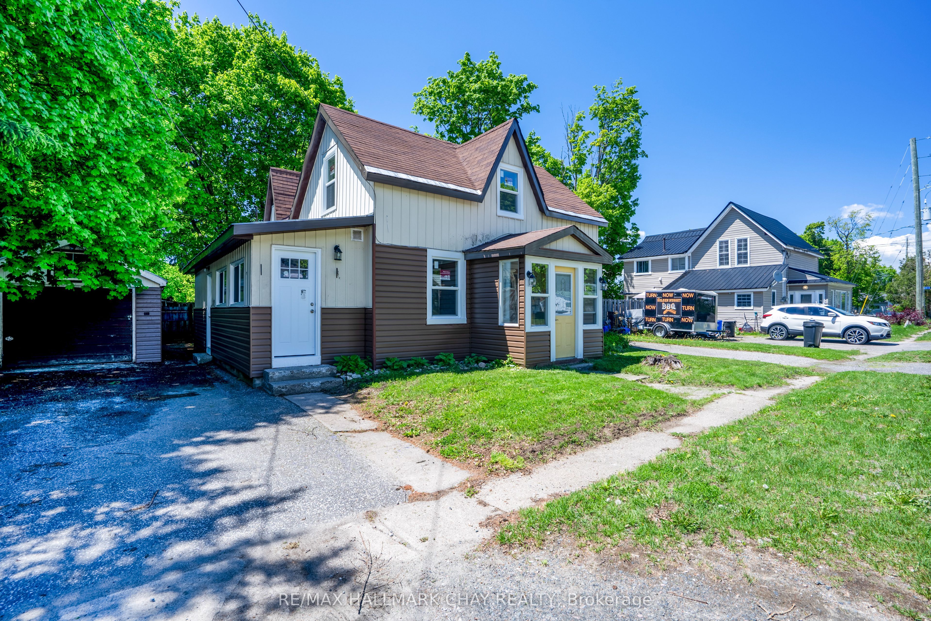 635 First Street S, Gravenhurst, ON P1P 1K1 photo 2