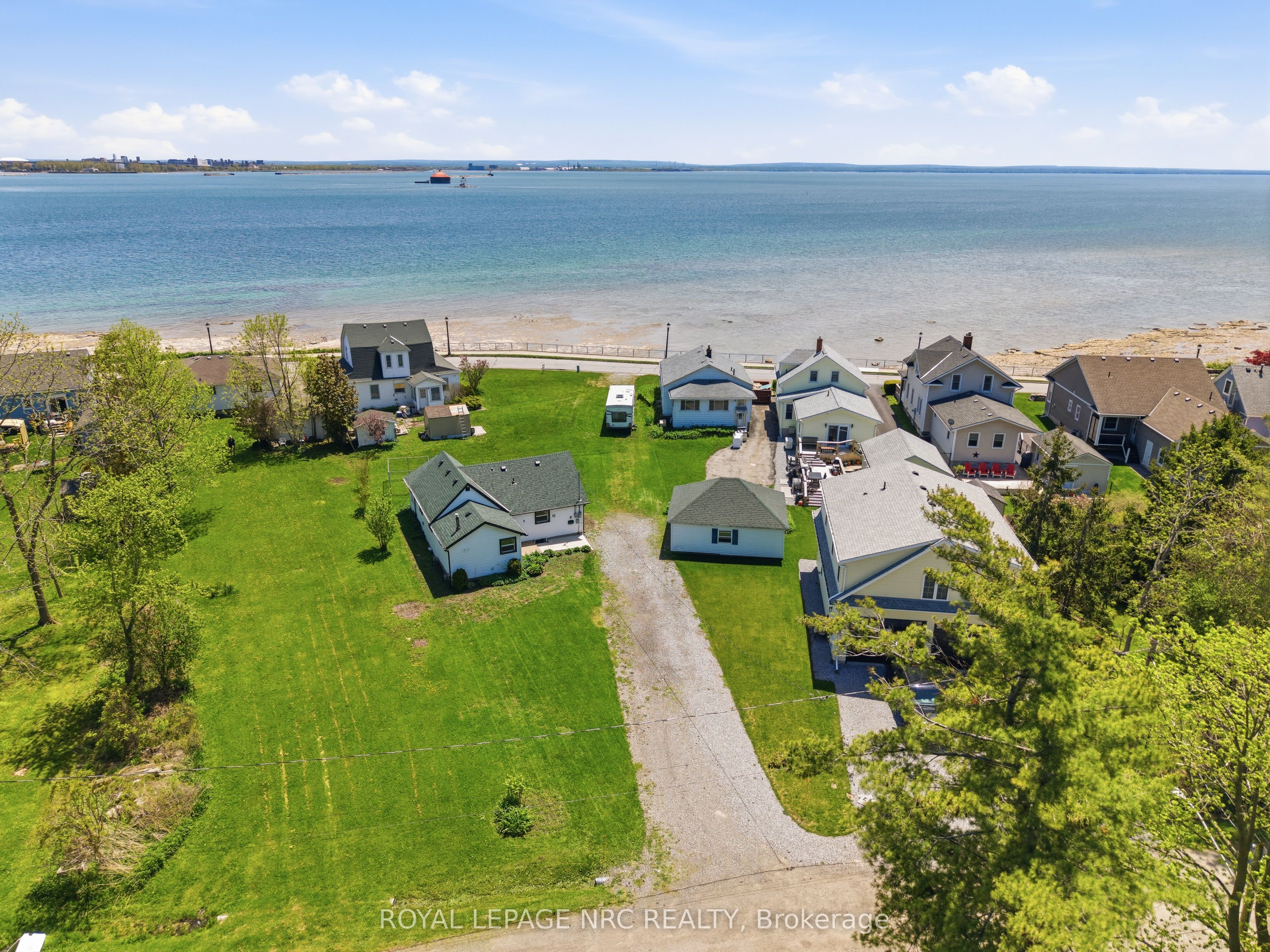 11 White Avenue, Fort Erie, ON L2A 1C6 photo 5