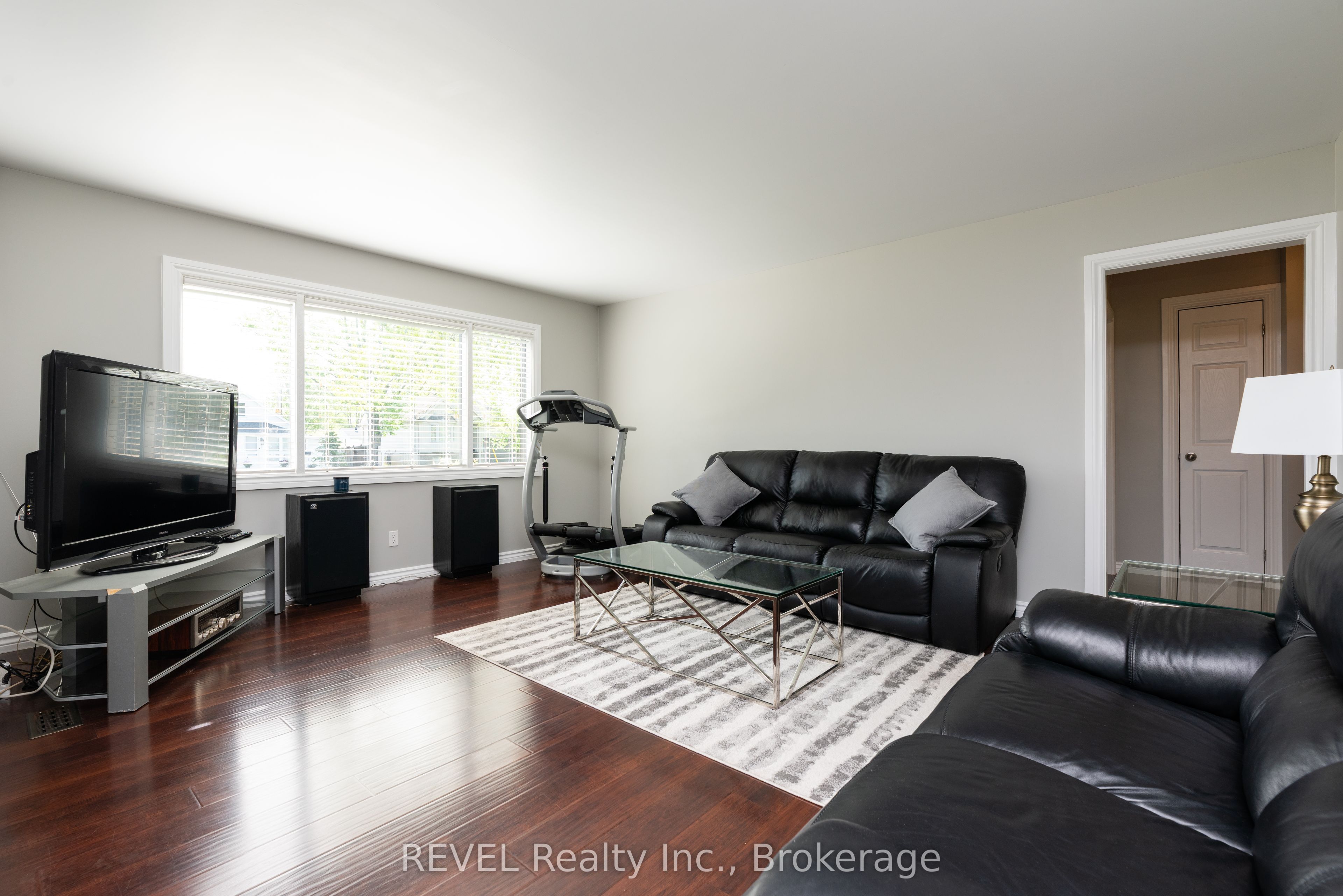 459 Daytona Drive, Fort Erie, ON L2A 4Y8 photo 2