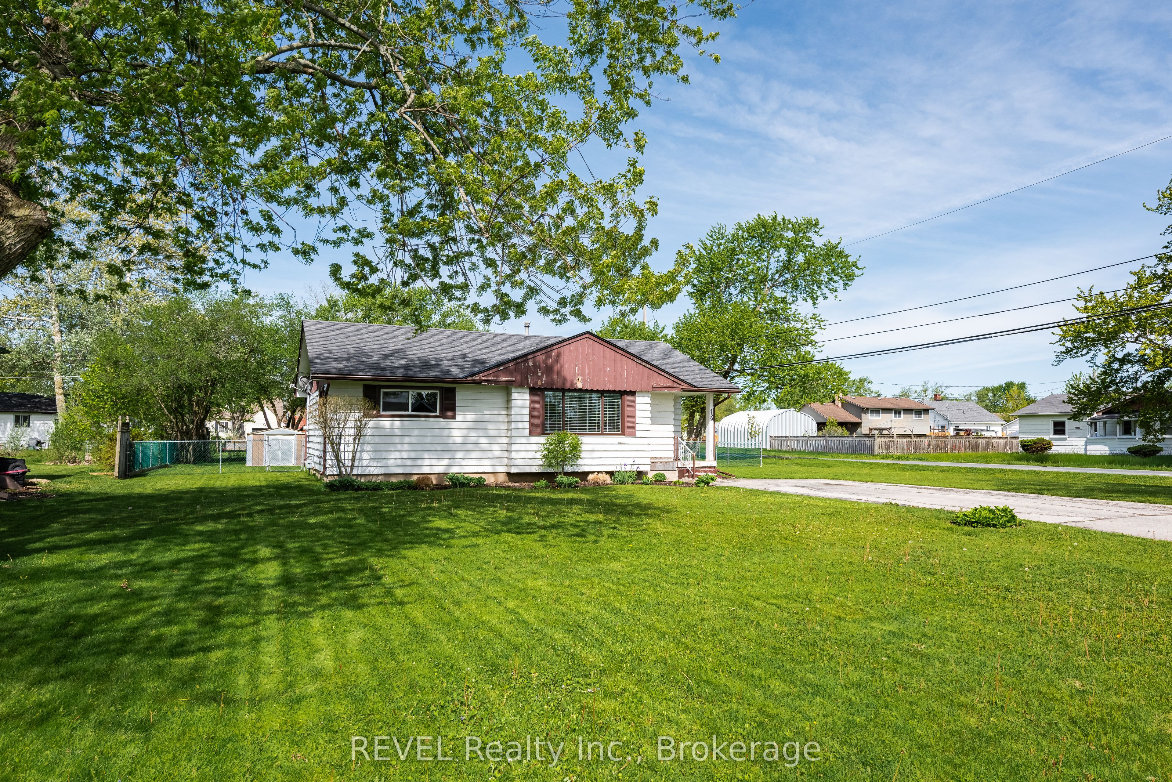 459 Daytona Drive, Fort Erie, ON L2A 4Y8 photo 3