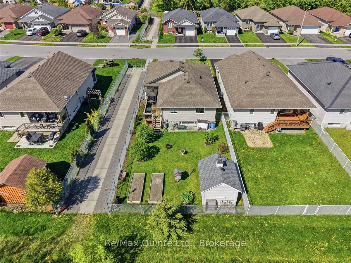 139 Greenhill Lane, Belleville, ON K8N 0C7 photo 3