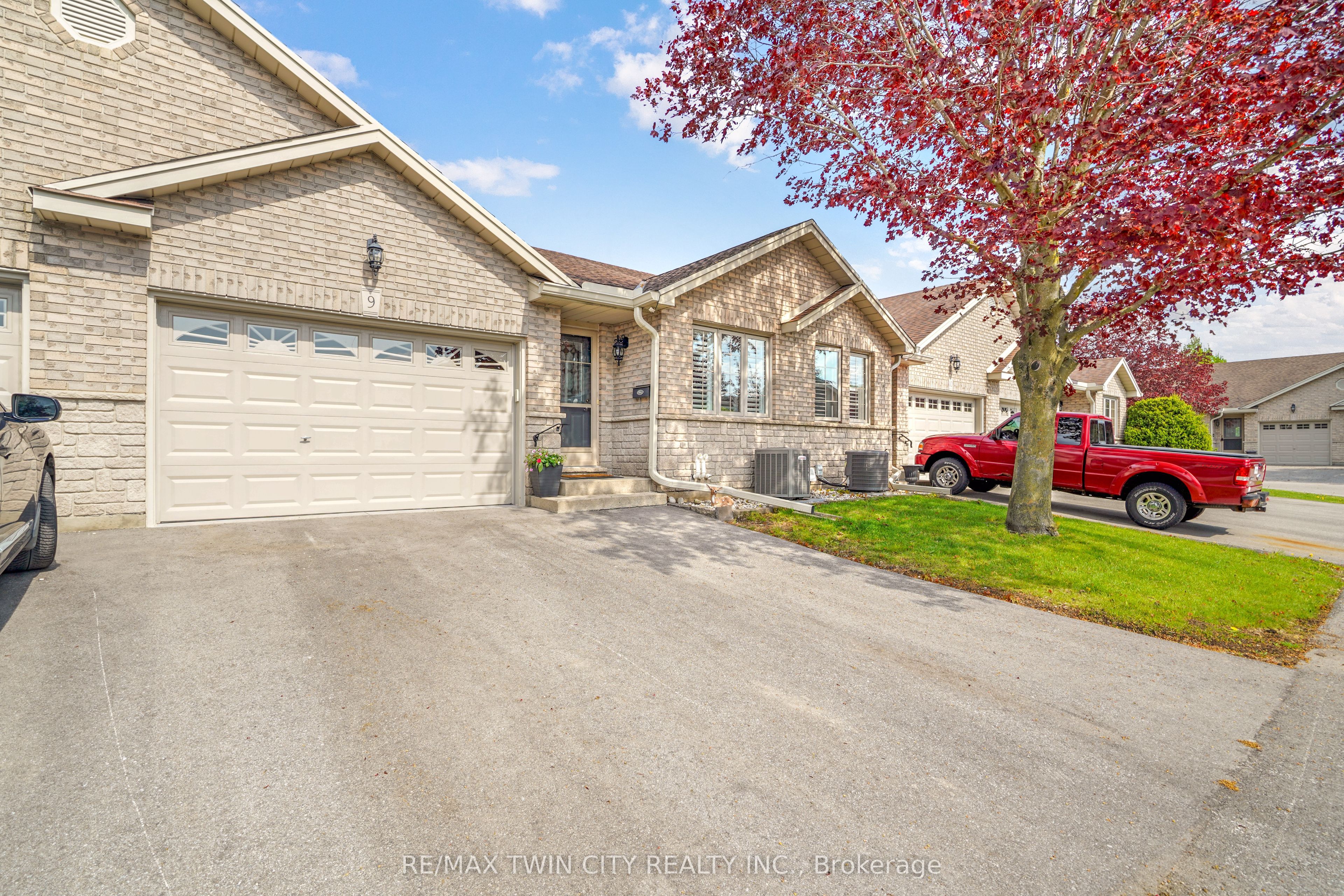 24 Griffiths Drive 9, Brant, ON N3L 4C5 photo 3